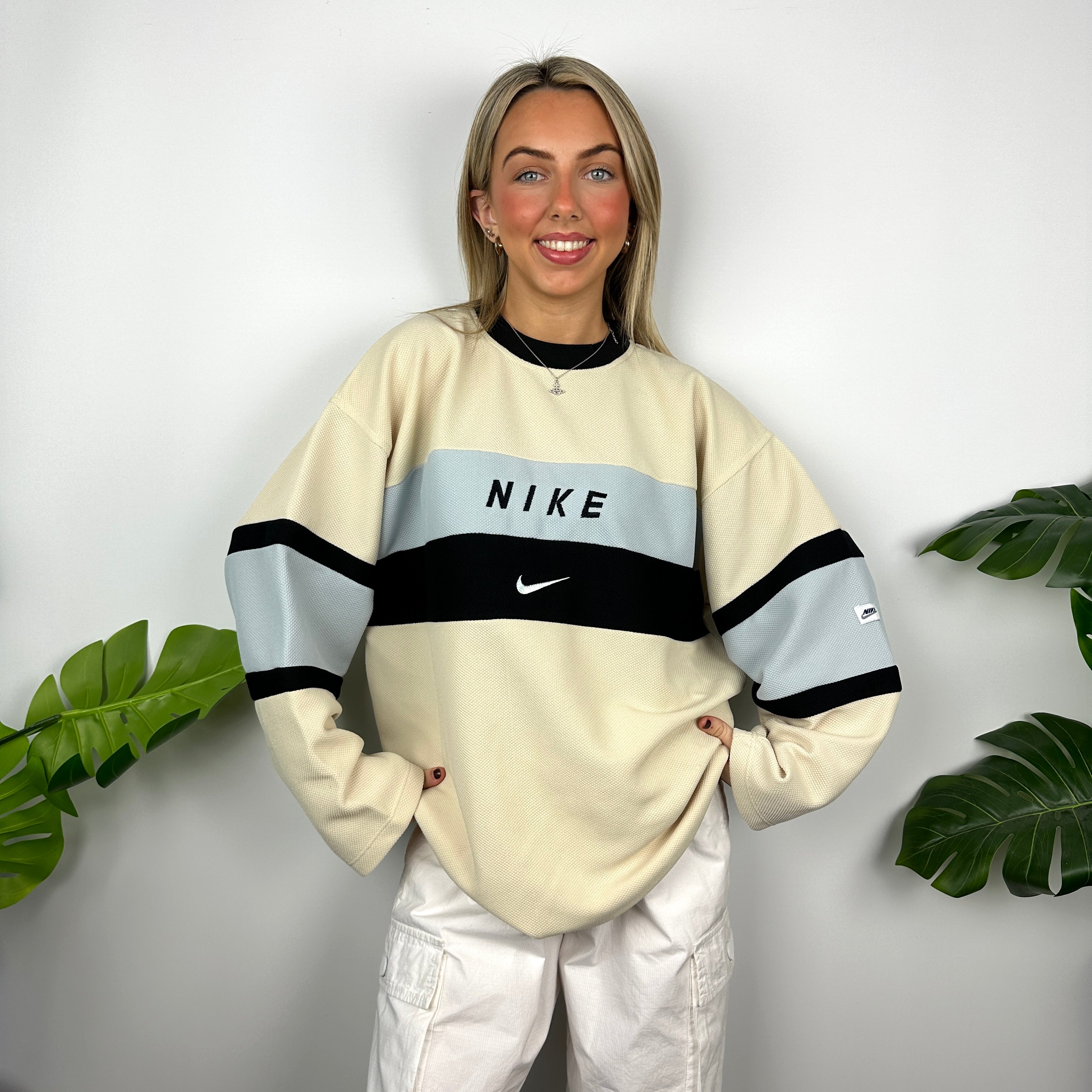 Nike Cream Embroidered Spell Out Sweatshirt (XXL)