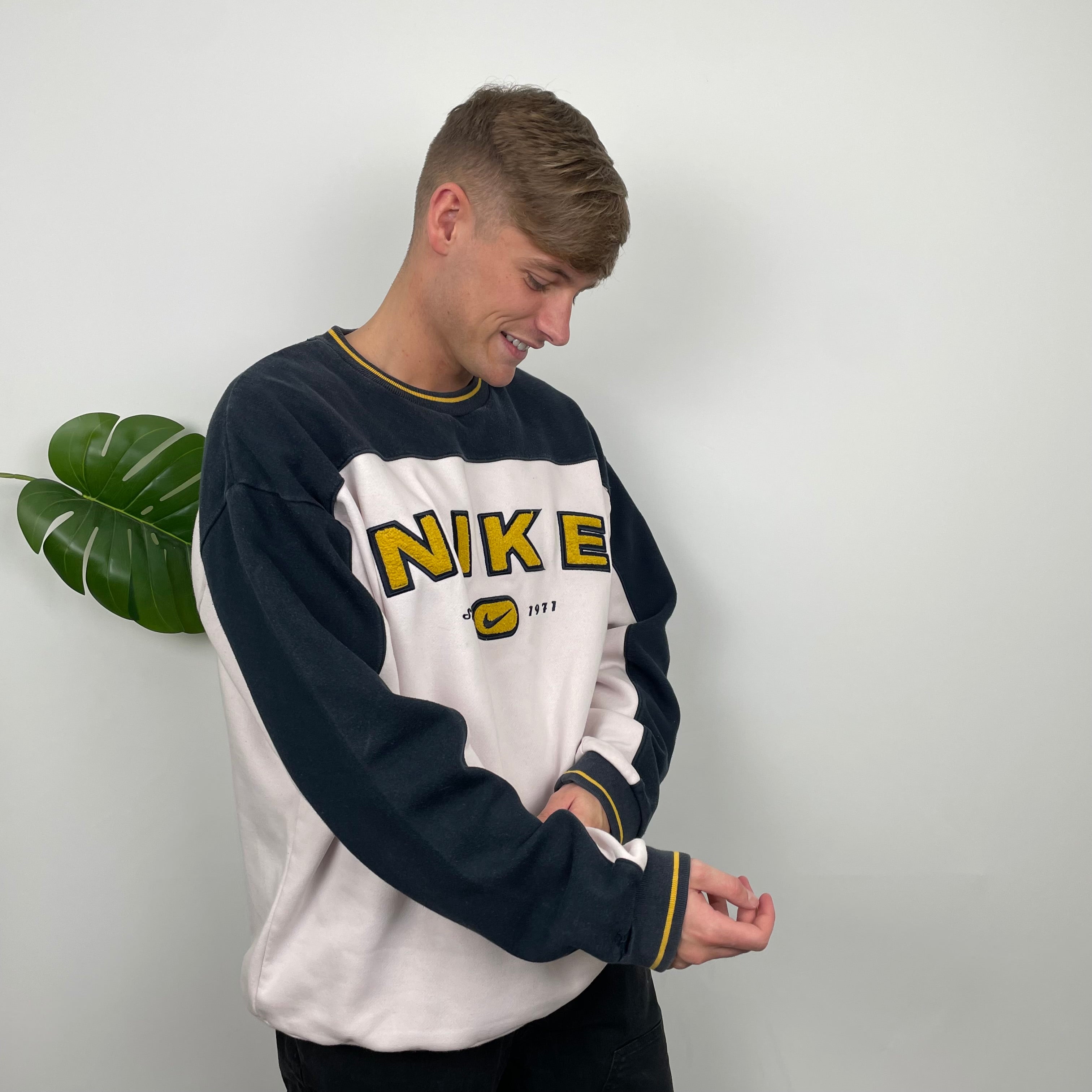 Nike Embroidered Spell Out Sweatshirt (L)