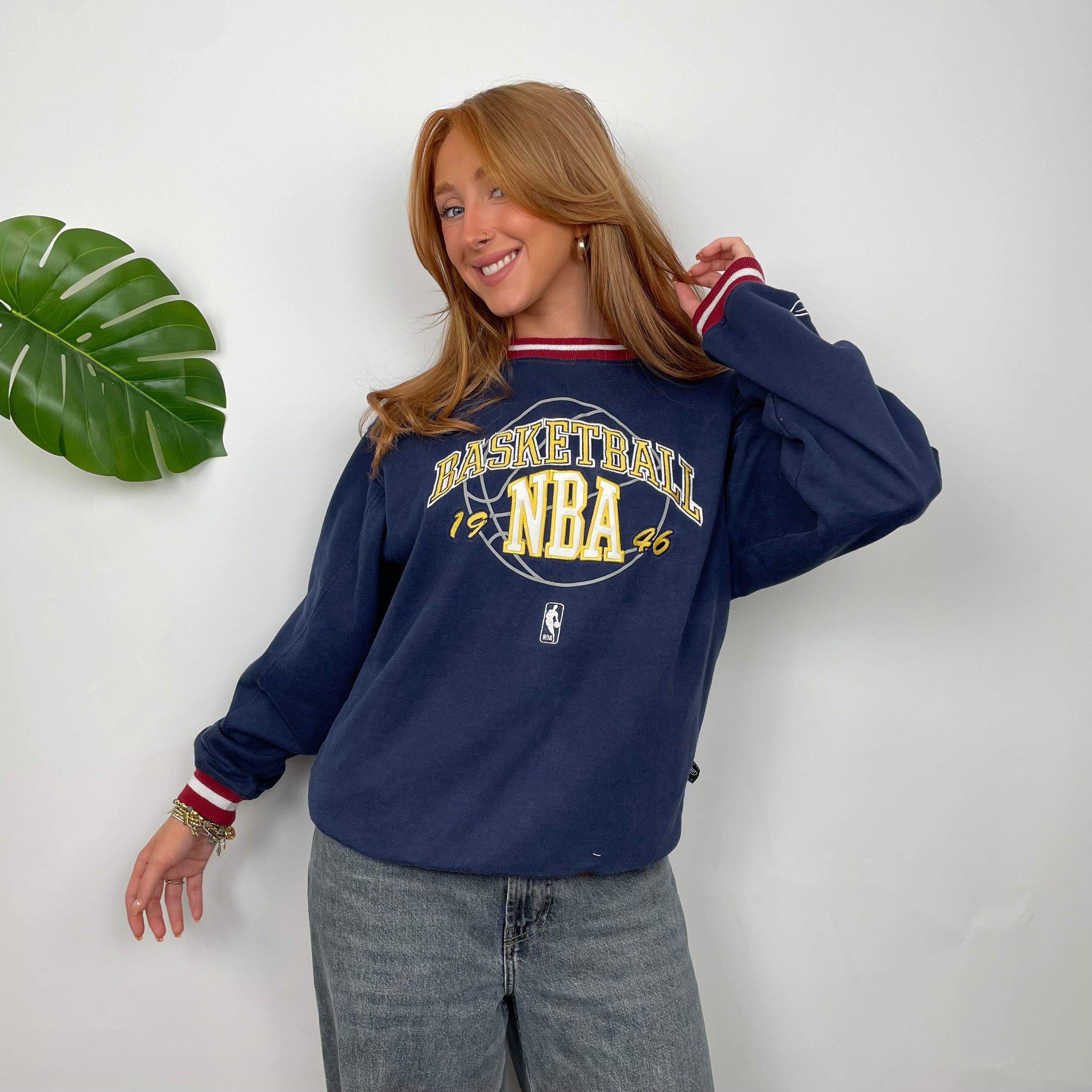 Reebok x Basketball NBA Navy Embroidered Spell Out Sweatshirt (S)