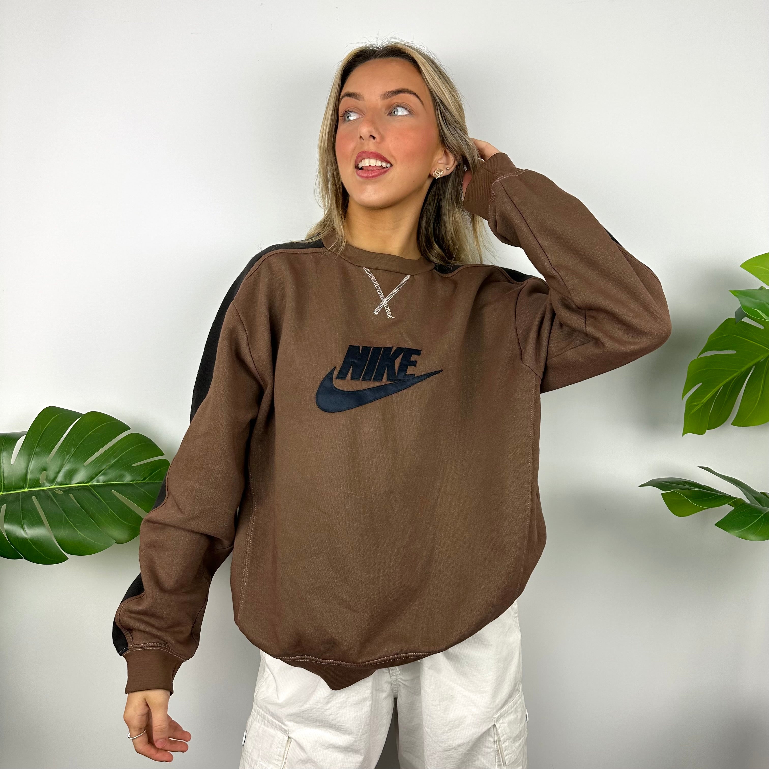 Nike Brown Embroidered Spell Out Sweatshirt (M)