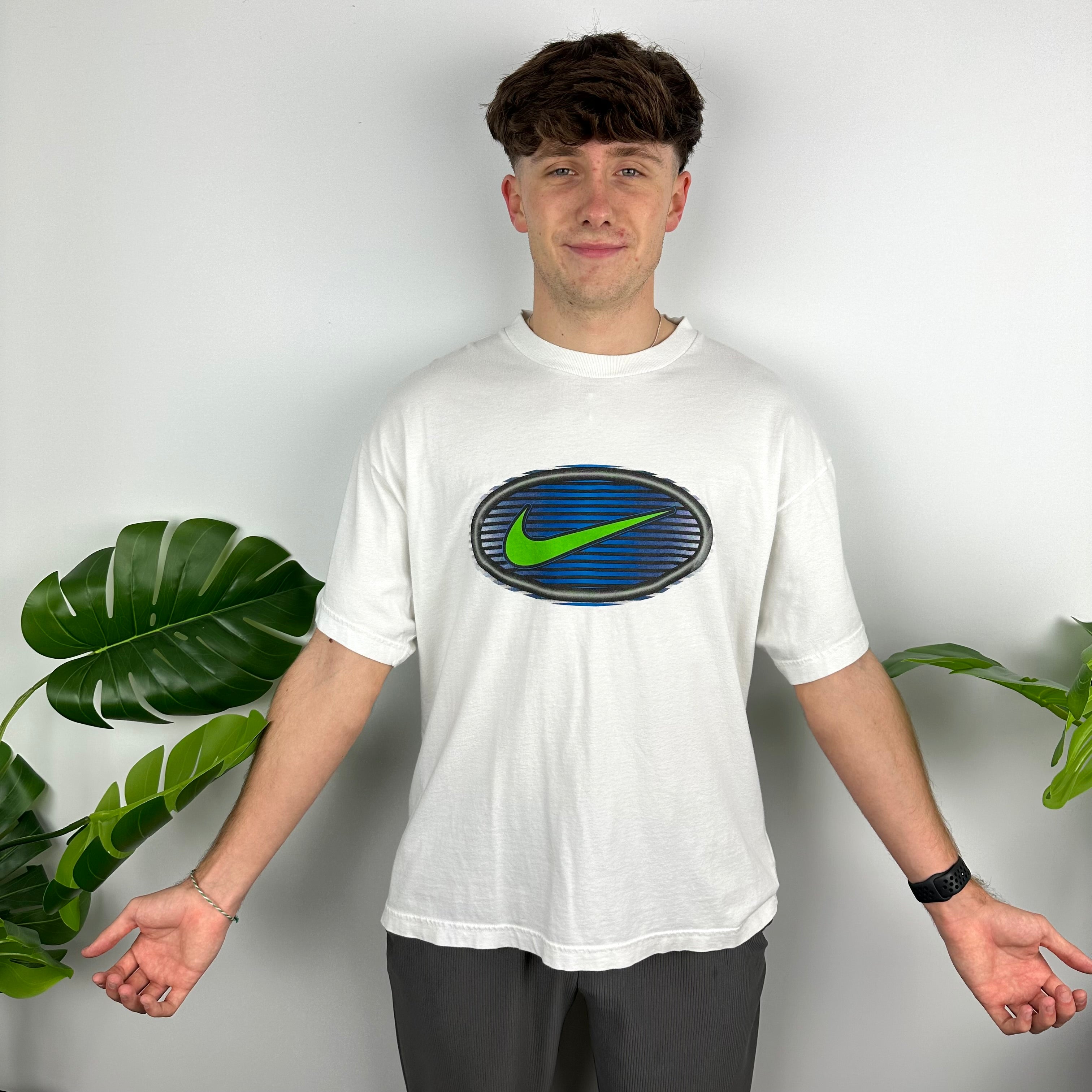 Nike White Swoosh T Shirt (L)