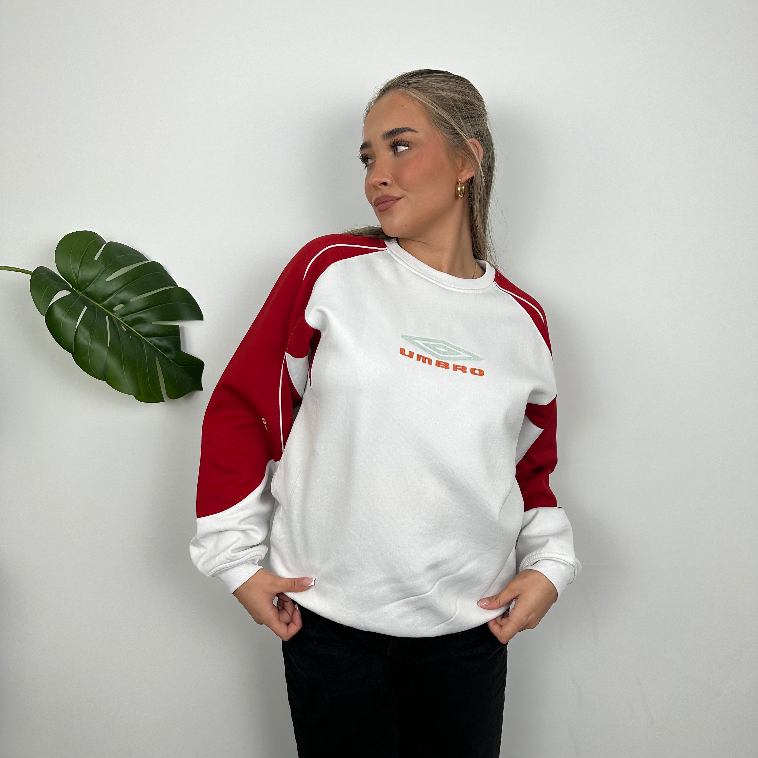 Umbro White Embroidered Spell Out Sweatshirt (L)