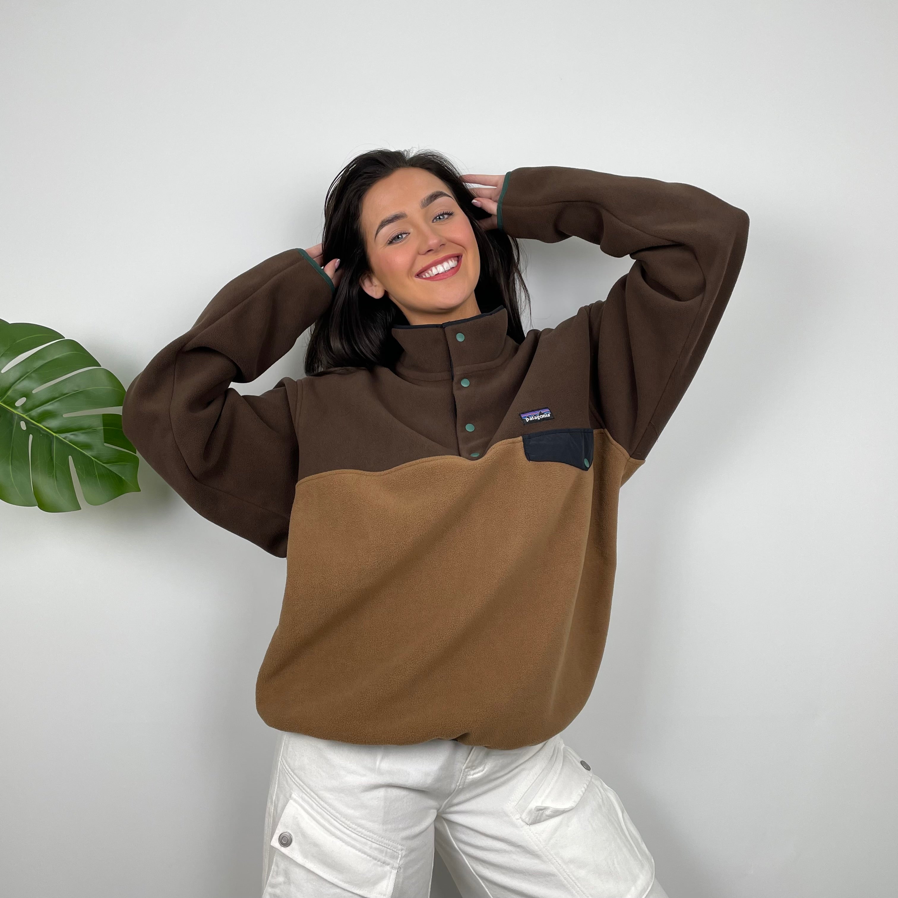 Patagonia Brown Embroidered Spell Out Teddy Bear Fleece Sweatshirt (L)
