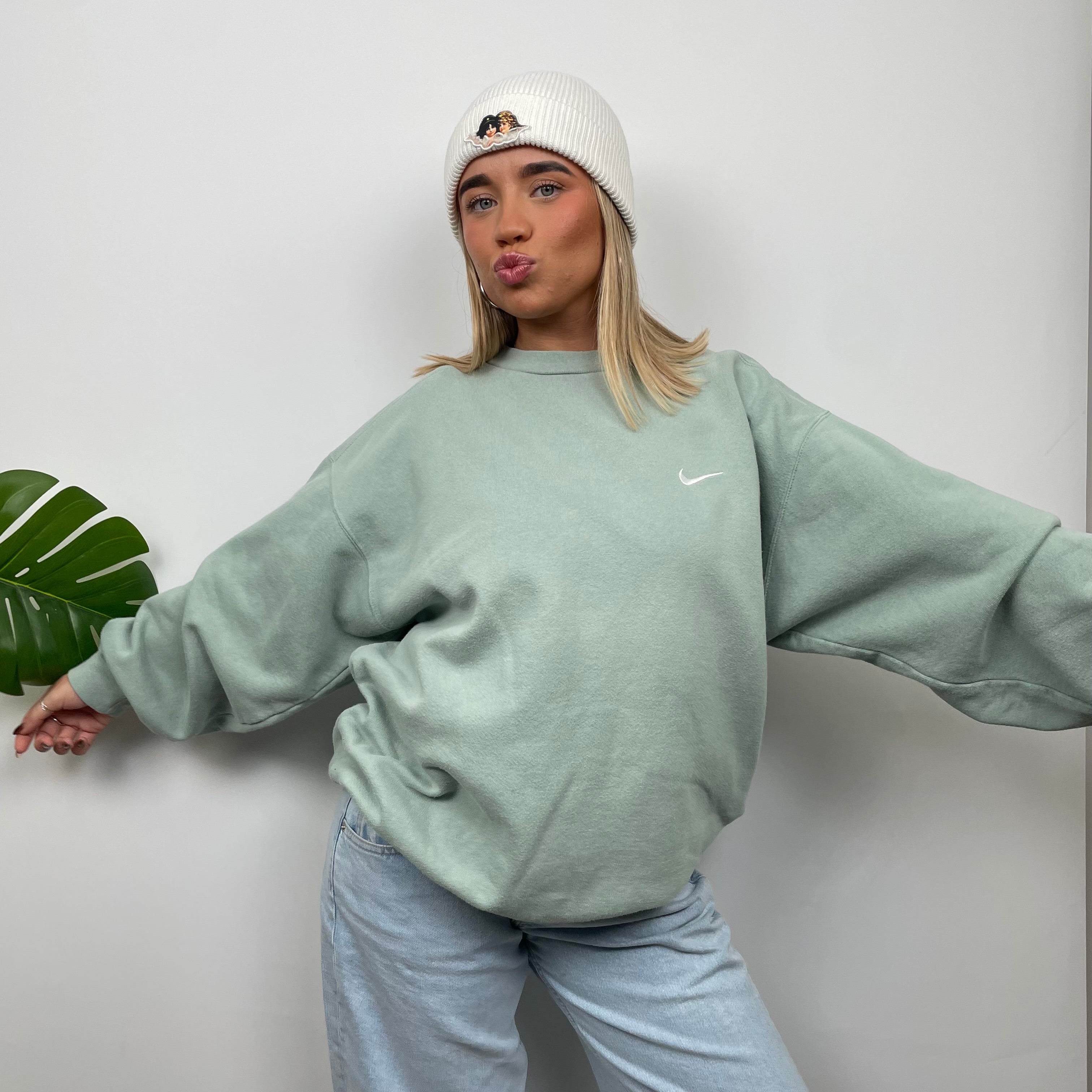 Nike RARE Mint Green Embroidered Swoosh Sweatshirt (M)