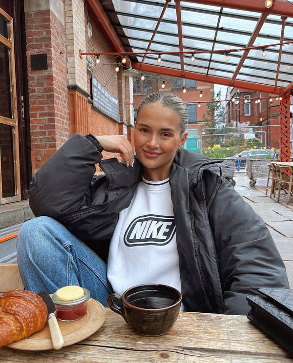 Nike RARE White Embroidered Spell Out Sweatshirt as worn by Molly Mae Hague (M)