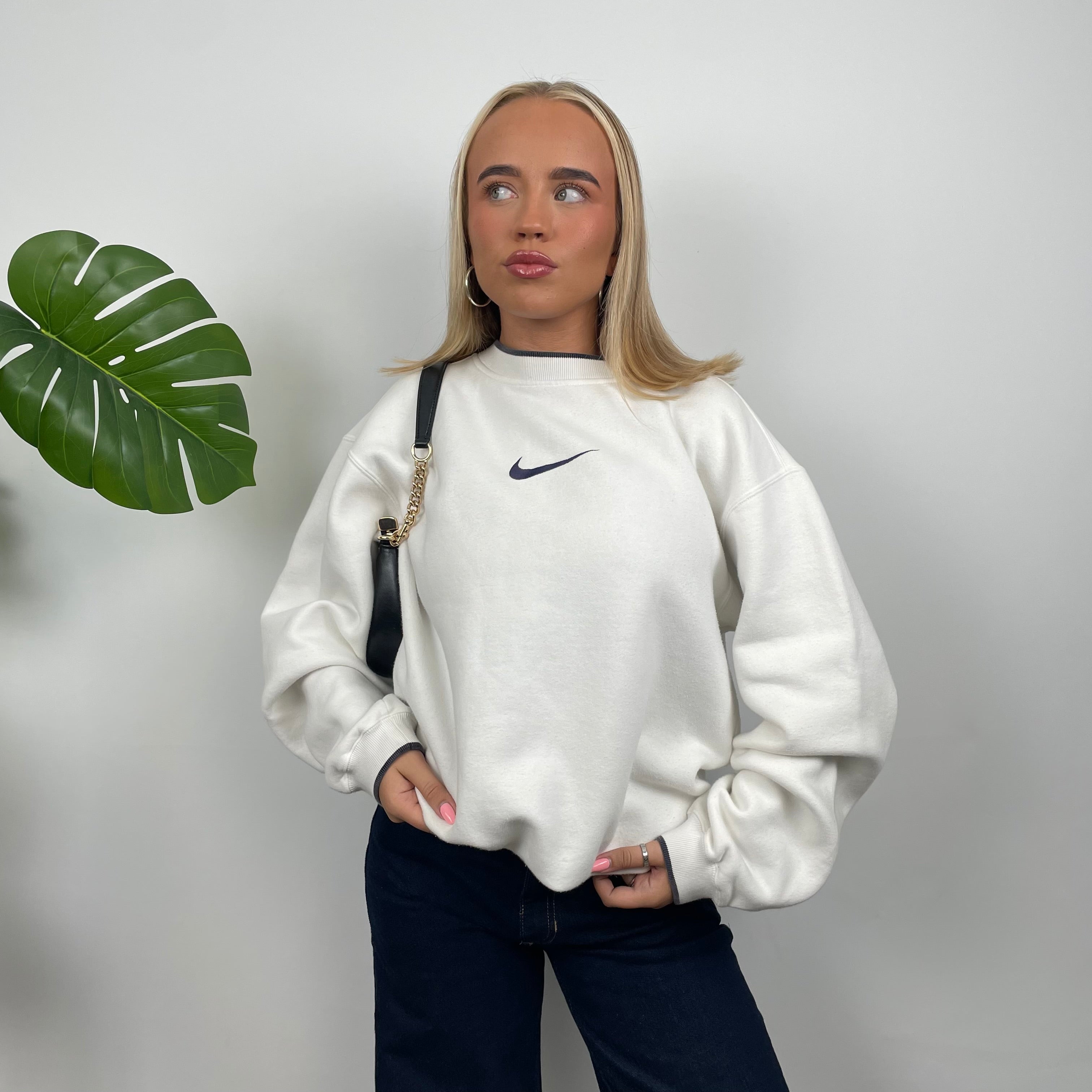 Nike White Embroidered Centre Swoosh Sweatshirt (M)