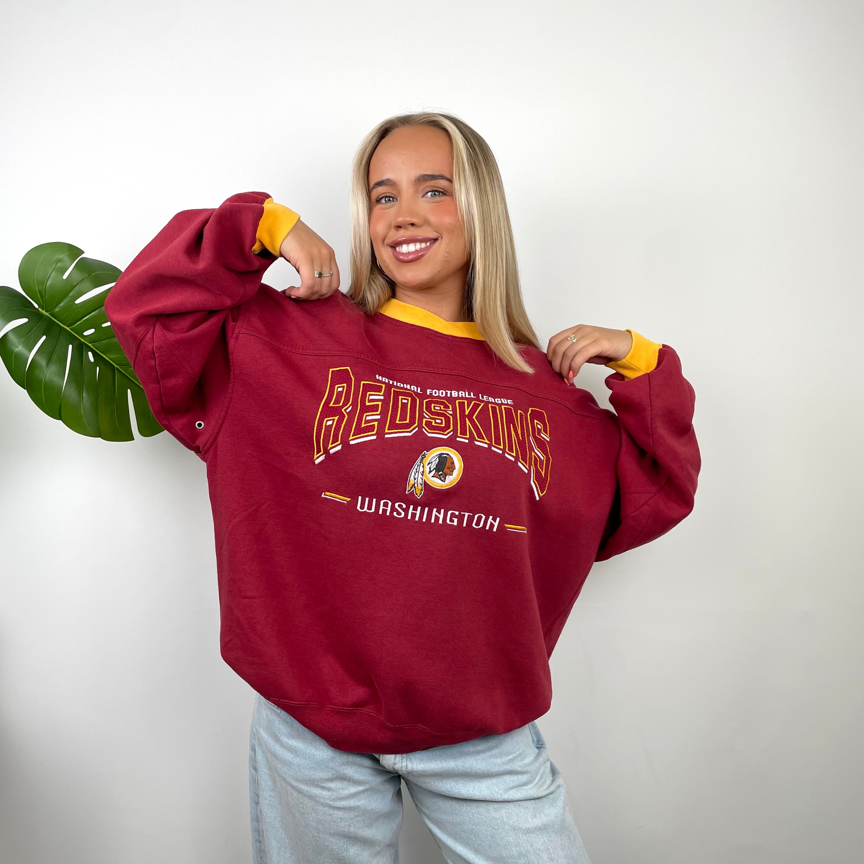 NFL Washington Redskins Red Embroidered Spell Out Sweatshirt (M)