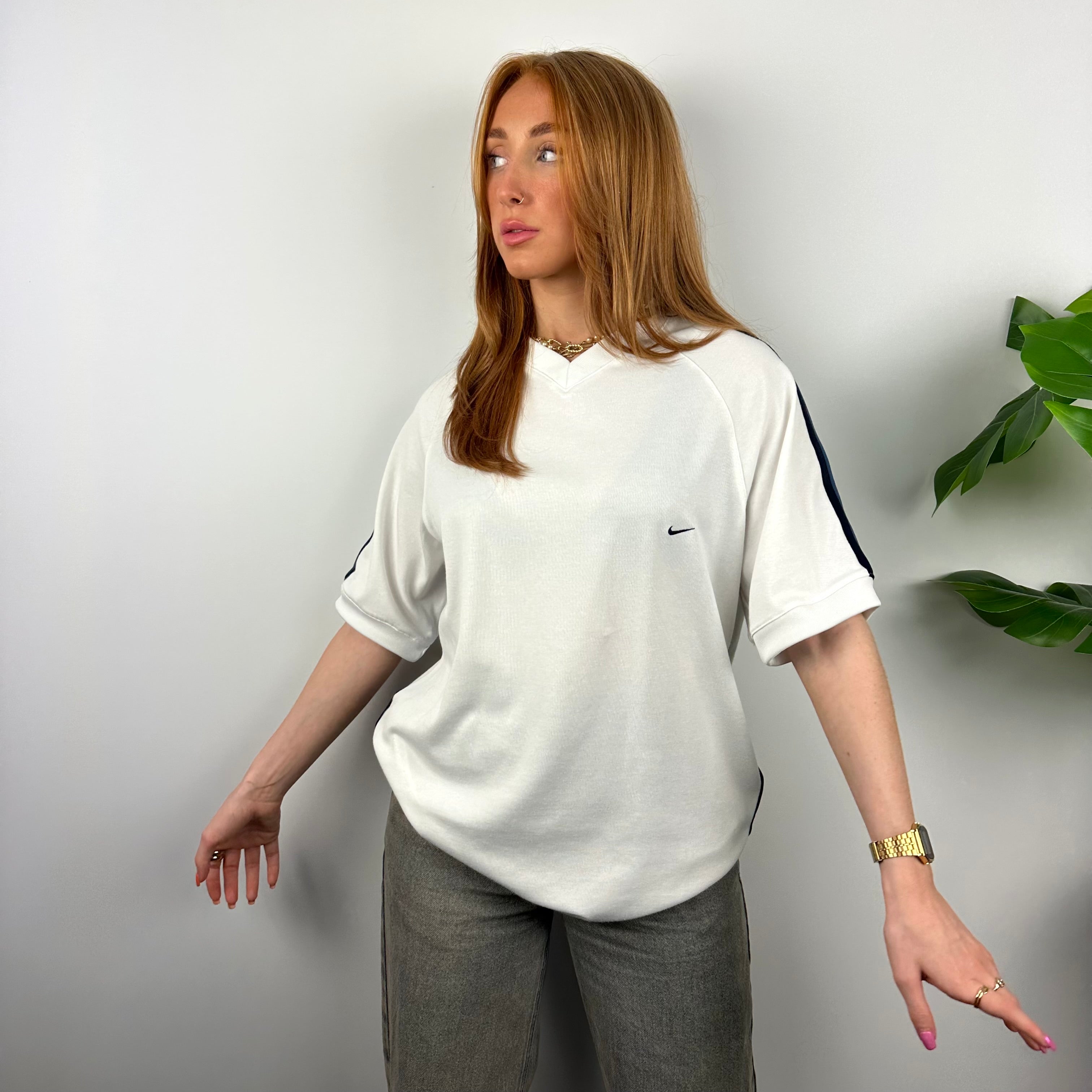 Nike RARE White Embroidered Swoosh T Shirt (L)
