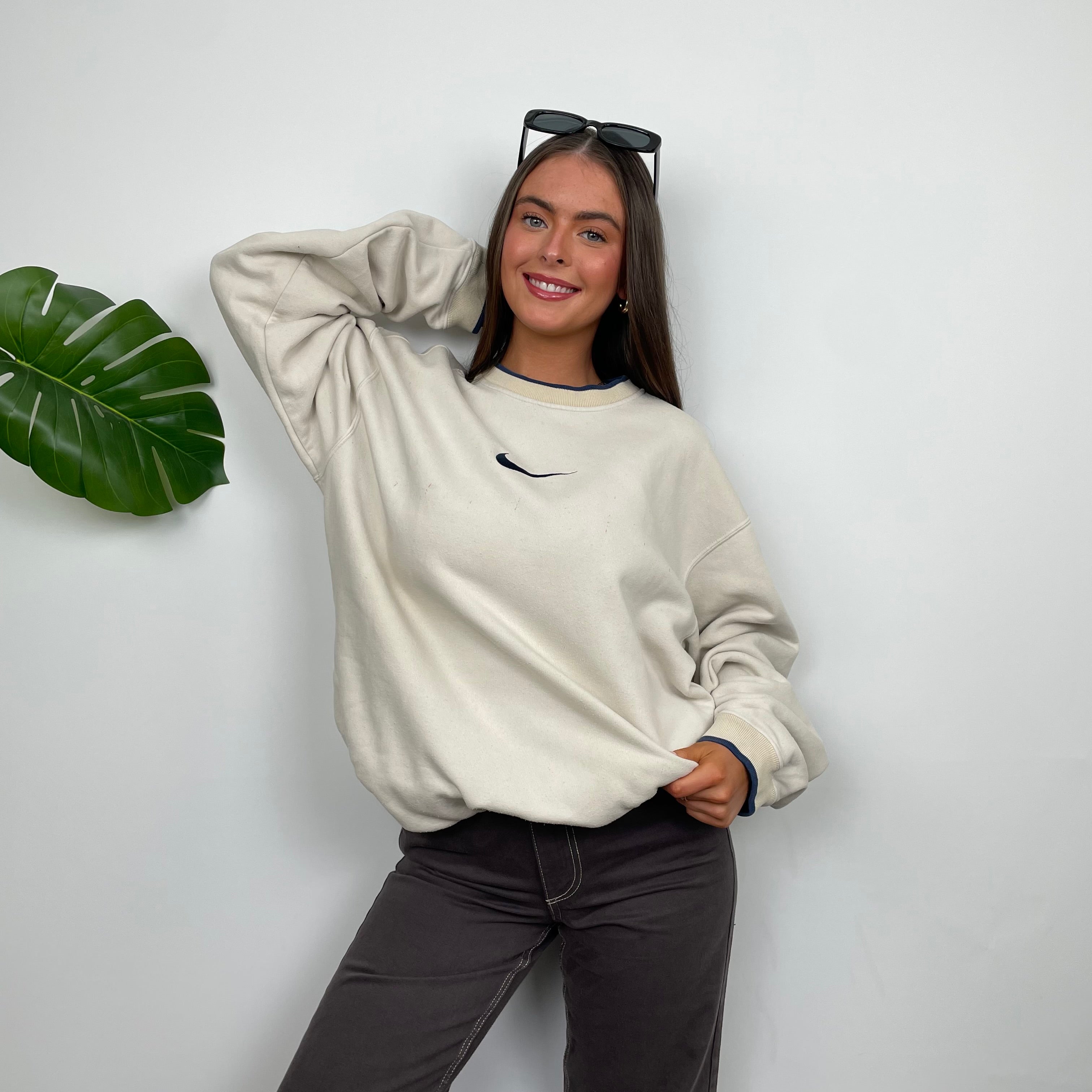 Nike Cream Embroidered Swoosh Sweatshirt (L)