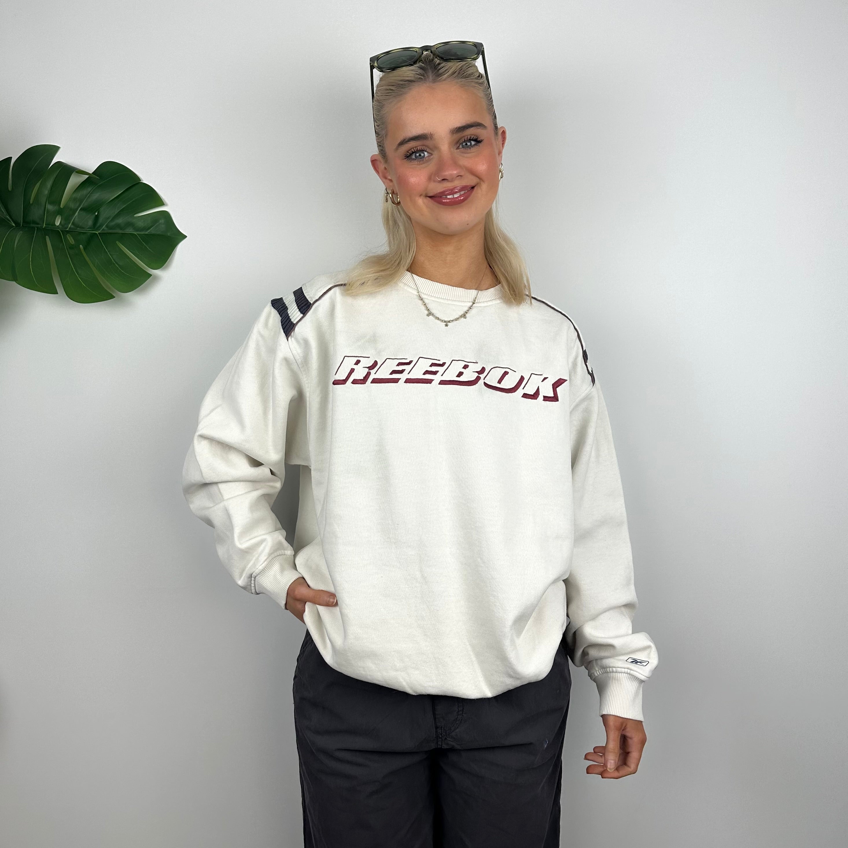 Reebok White Embroidered Spell Out Sweatshirt (M)