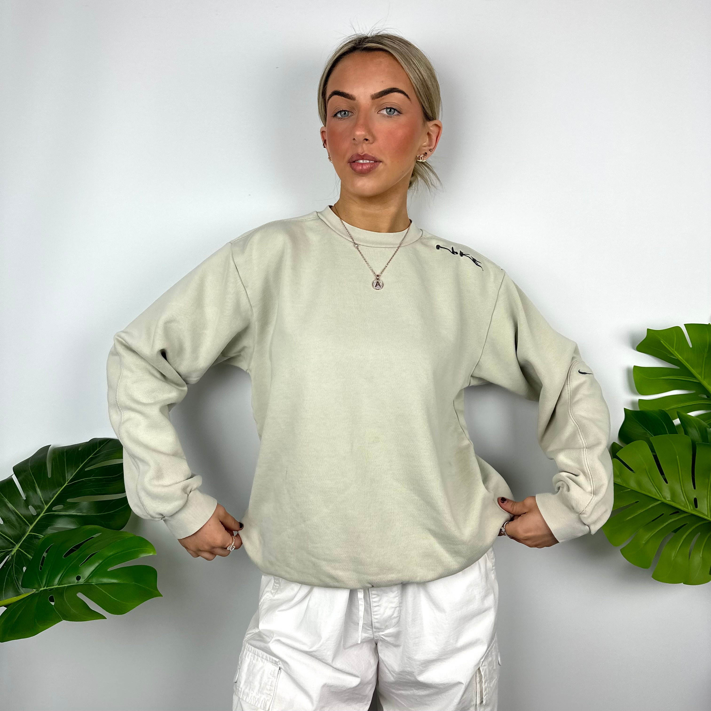 Nike Beige Embroidered Spell Out Sweatshirt (M)
