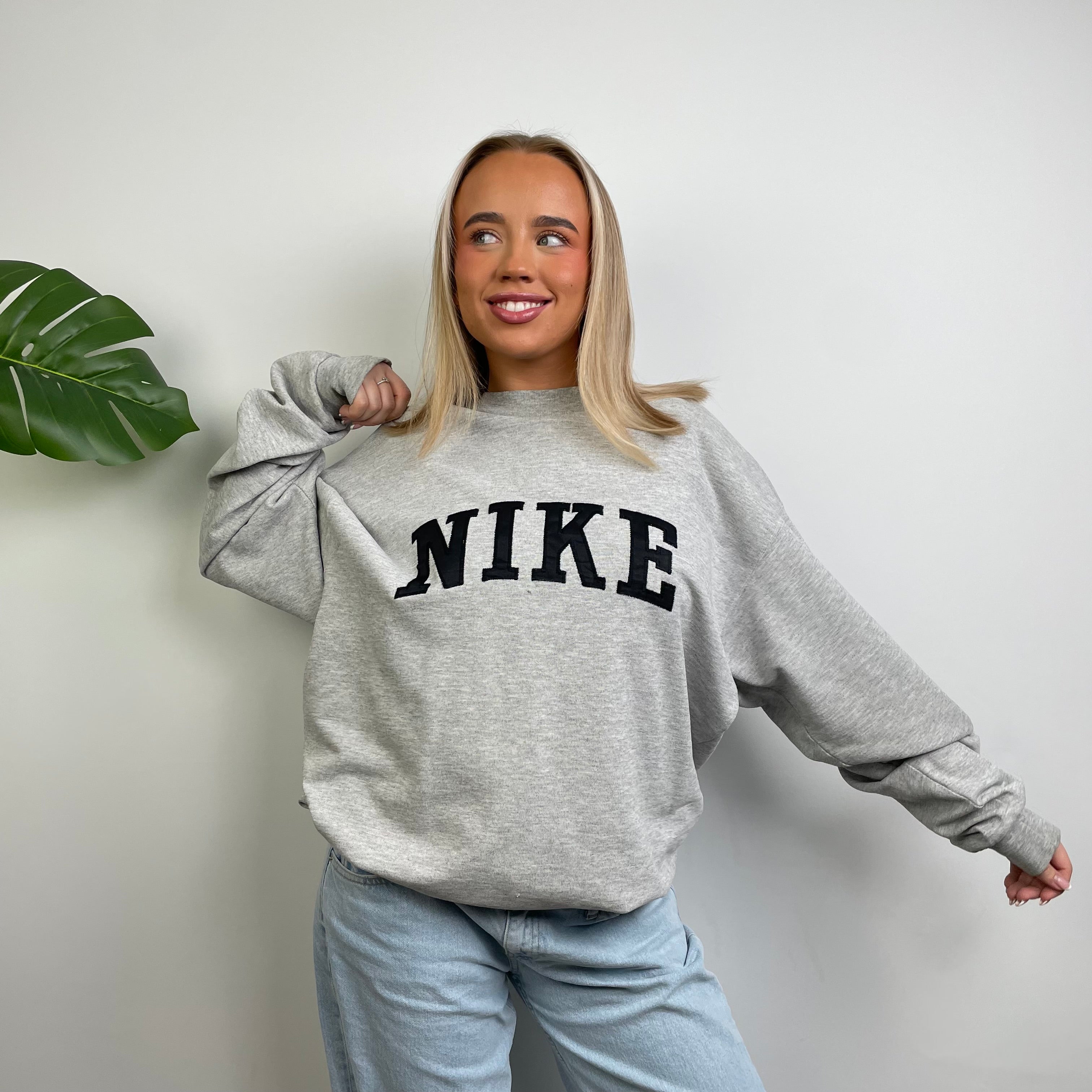 Nike Grey Embroidered Spell Out Sweatshirt (L)