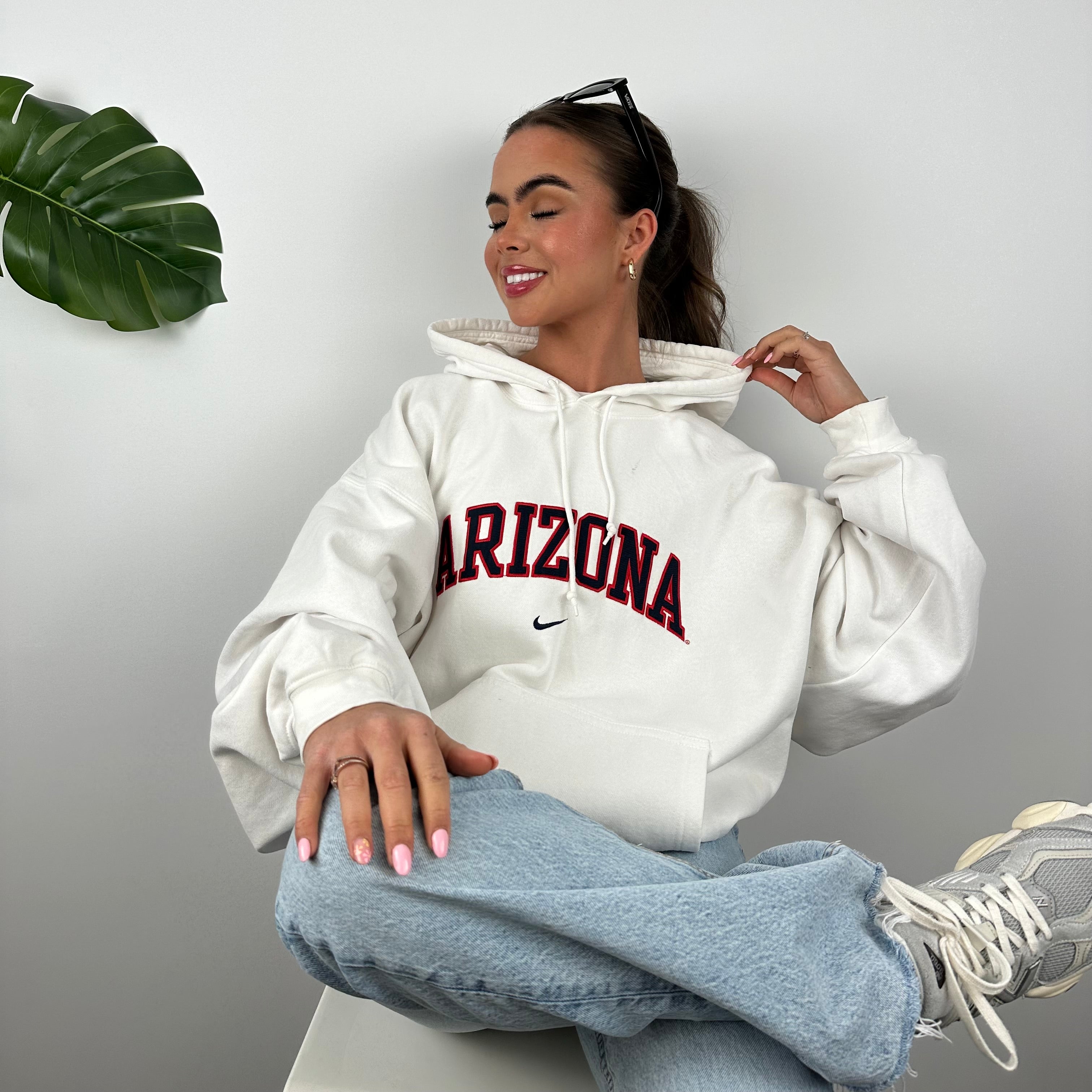 Nike x Arizona White Embroidered Spell Out Hoodie (XXL)