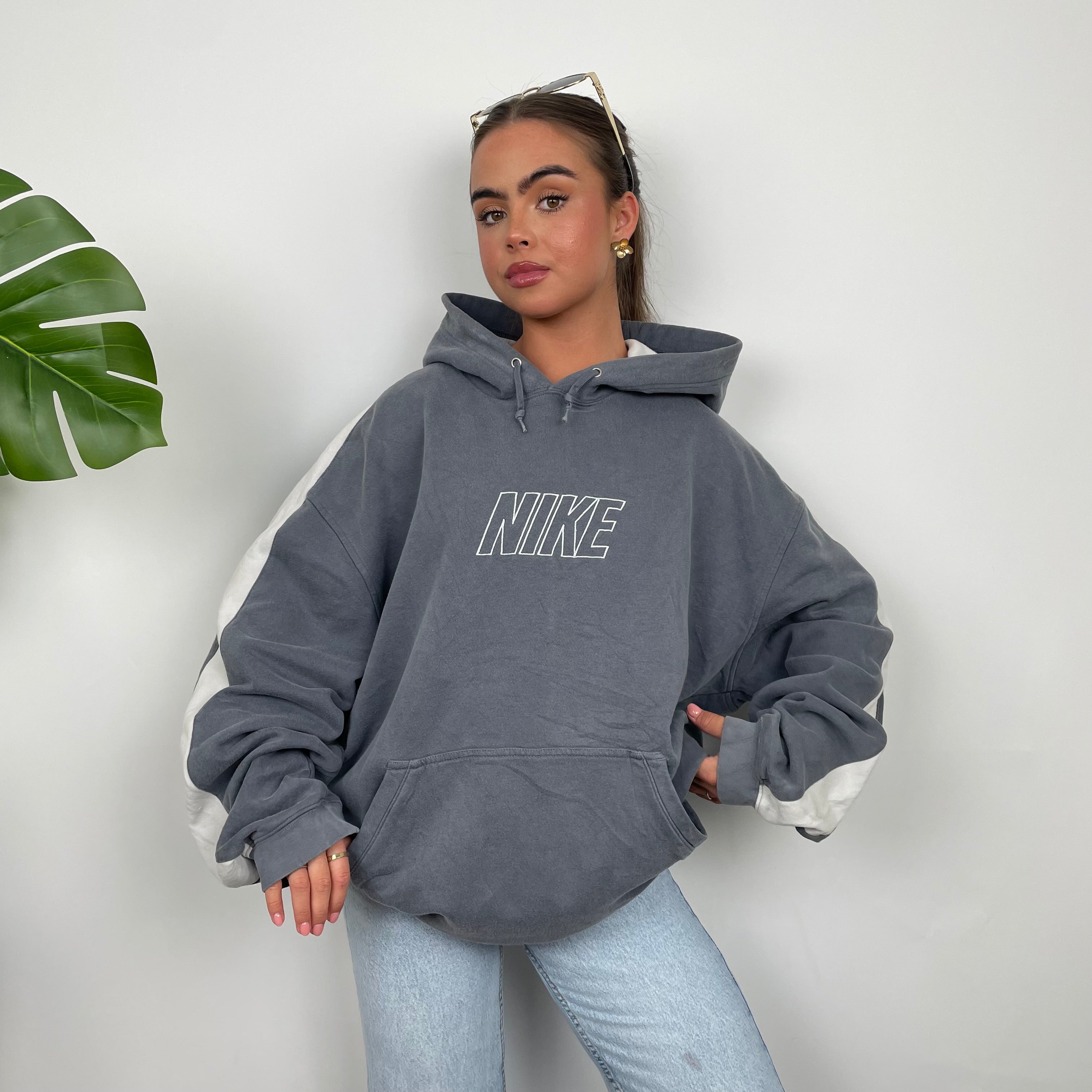 Nike Grey Embroidered Spell Out Hoodie (XXL)