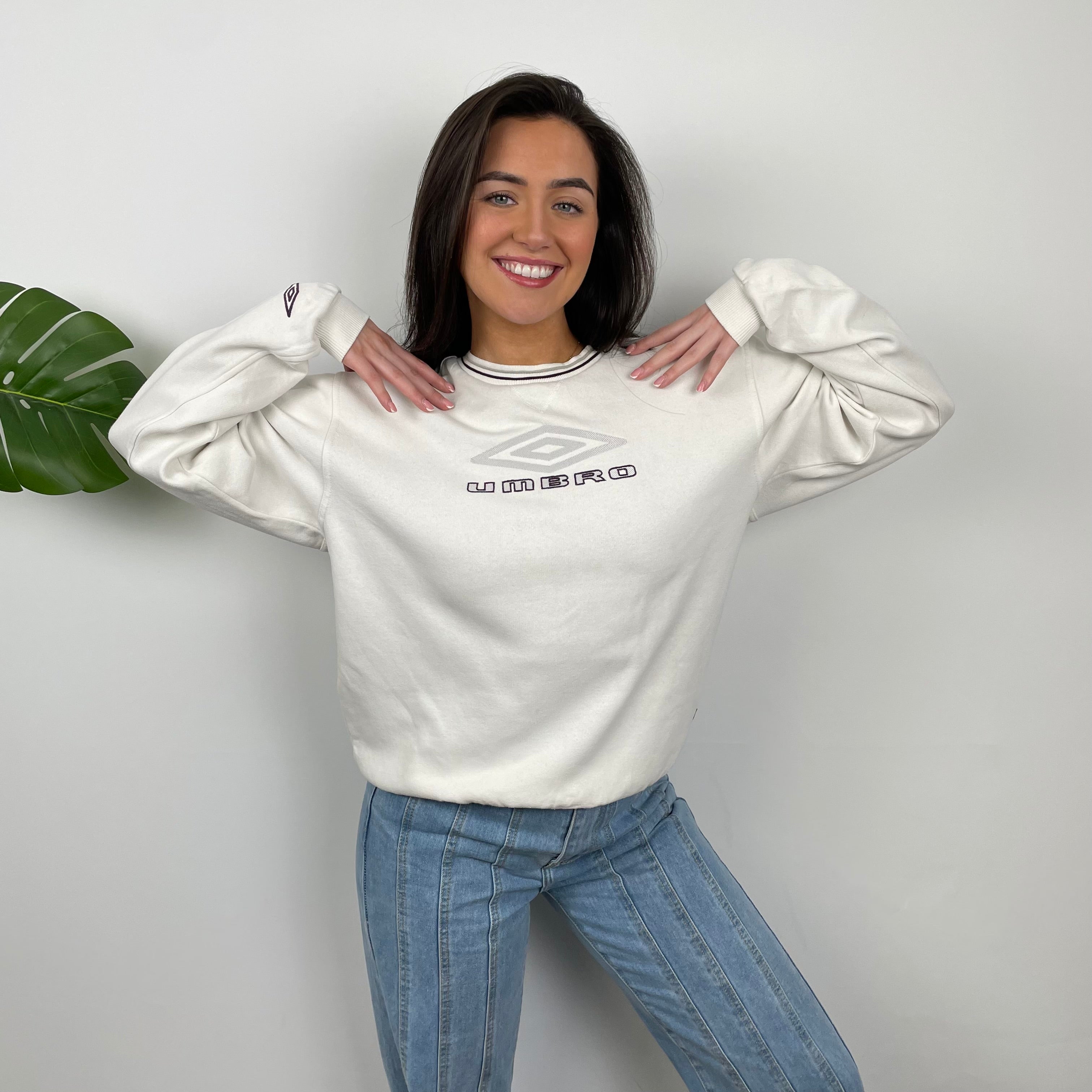 Umbro White Embroidered Spell Out Sweatshirt (S)