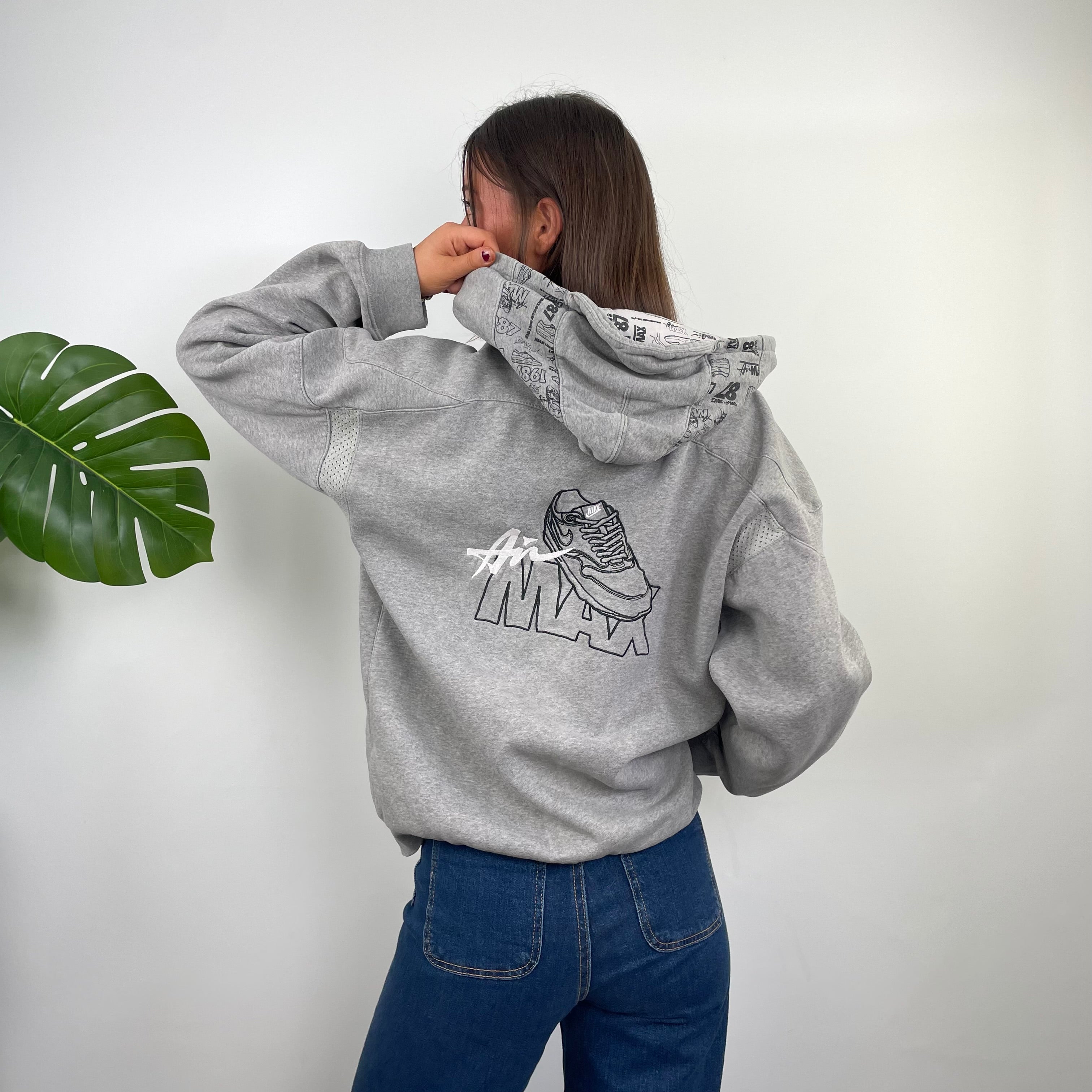 Nike Air Max RARE Grey Embroidered Swoosh Zip Up Hoodie (M)