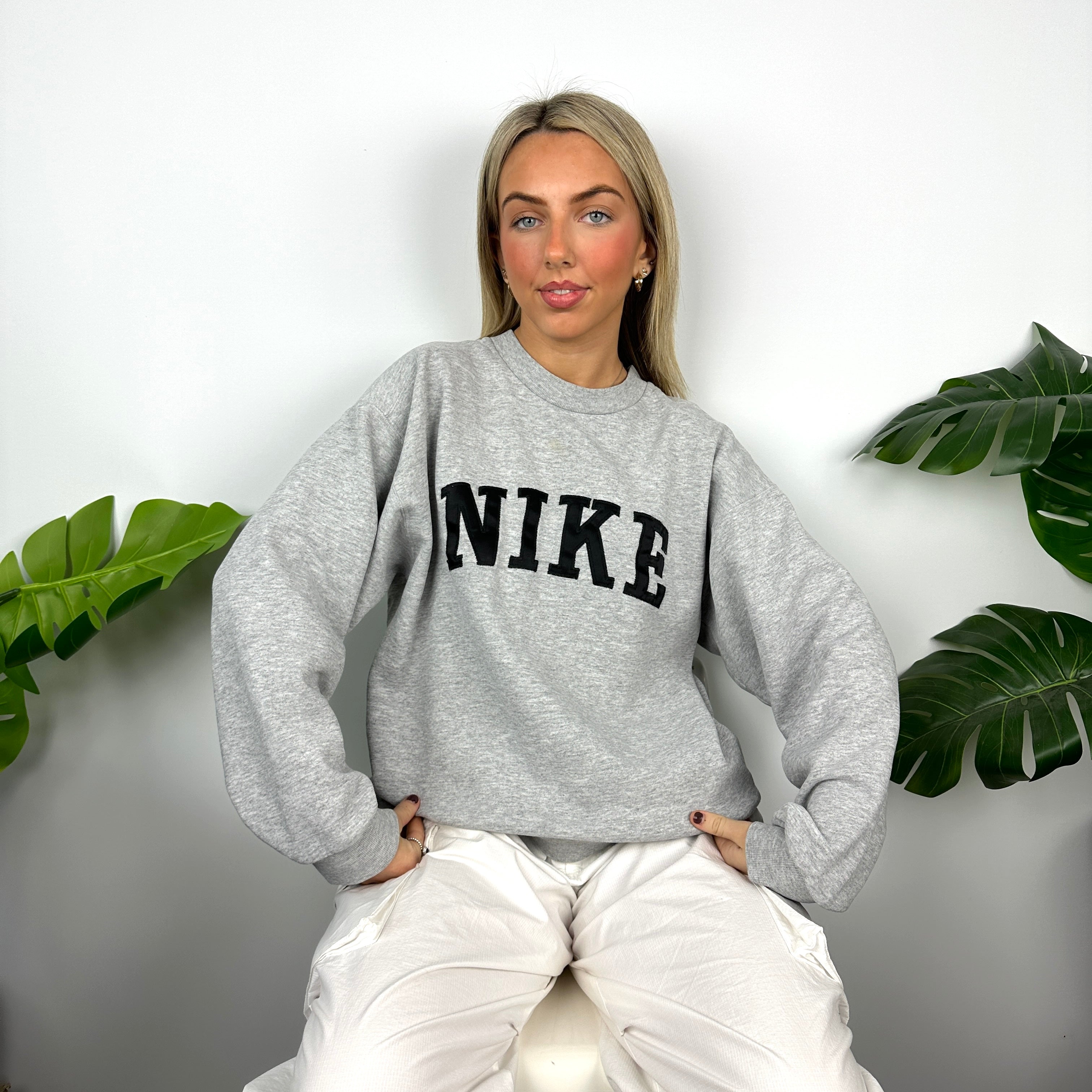 Nike Grey Embroidered Spell Out Sweatshirt (M)