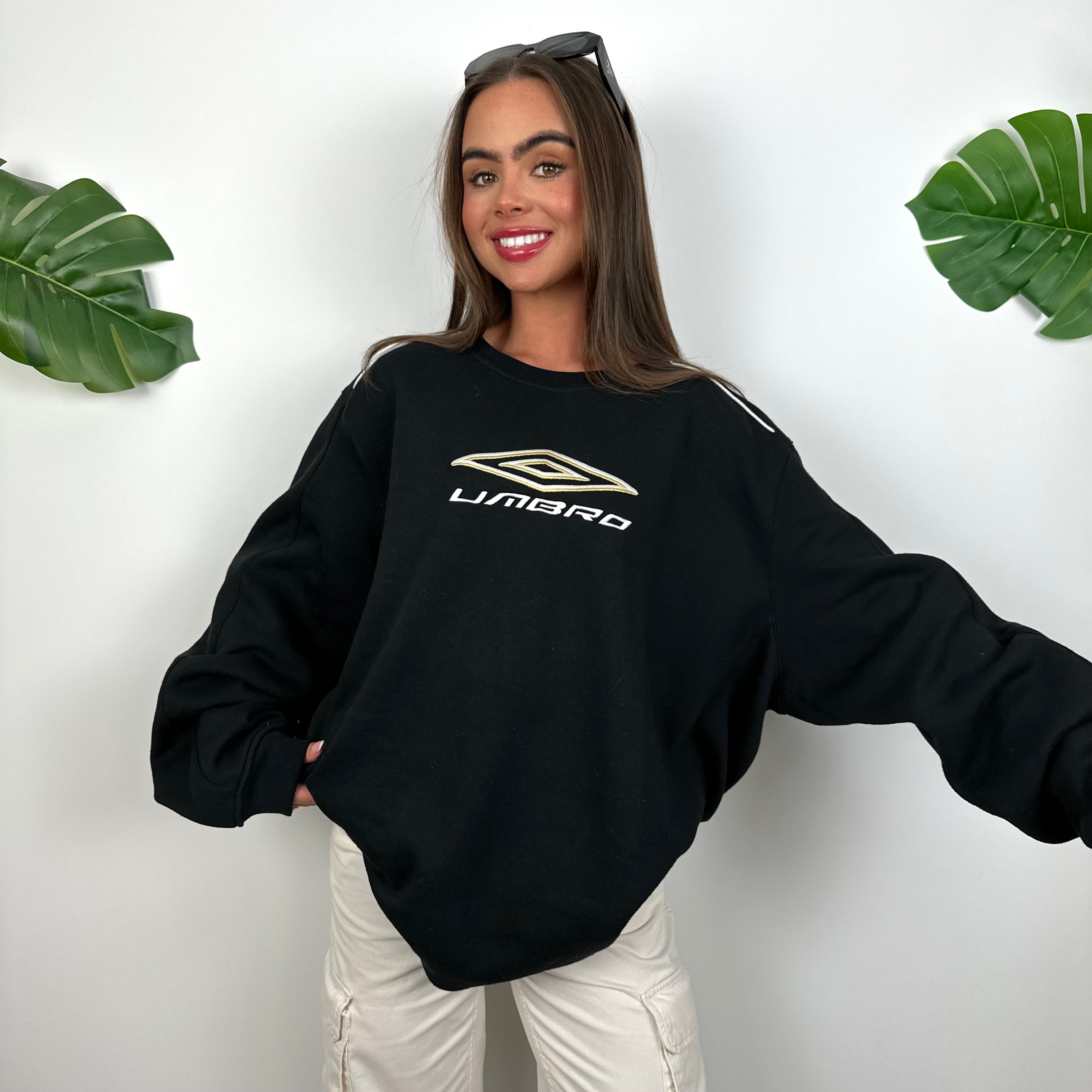 Umbro Black Embroidered Spell Out Sweatshirt (XXL)