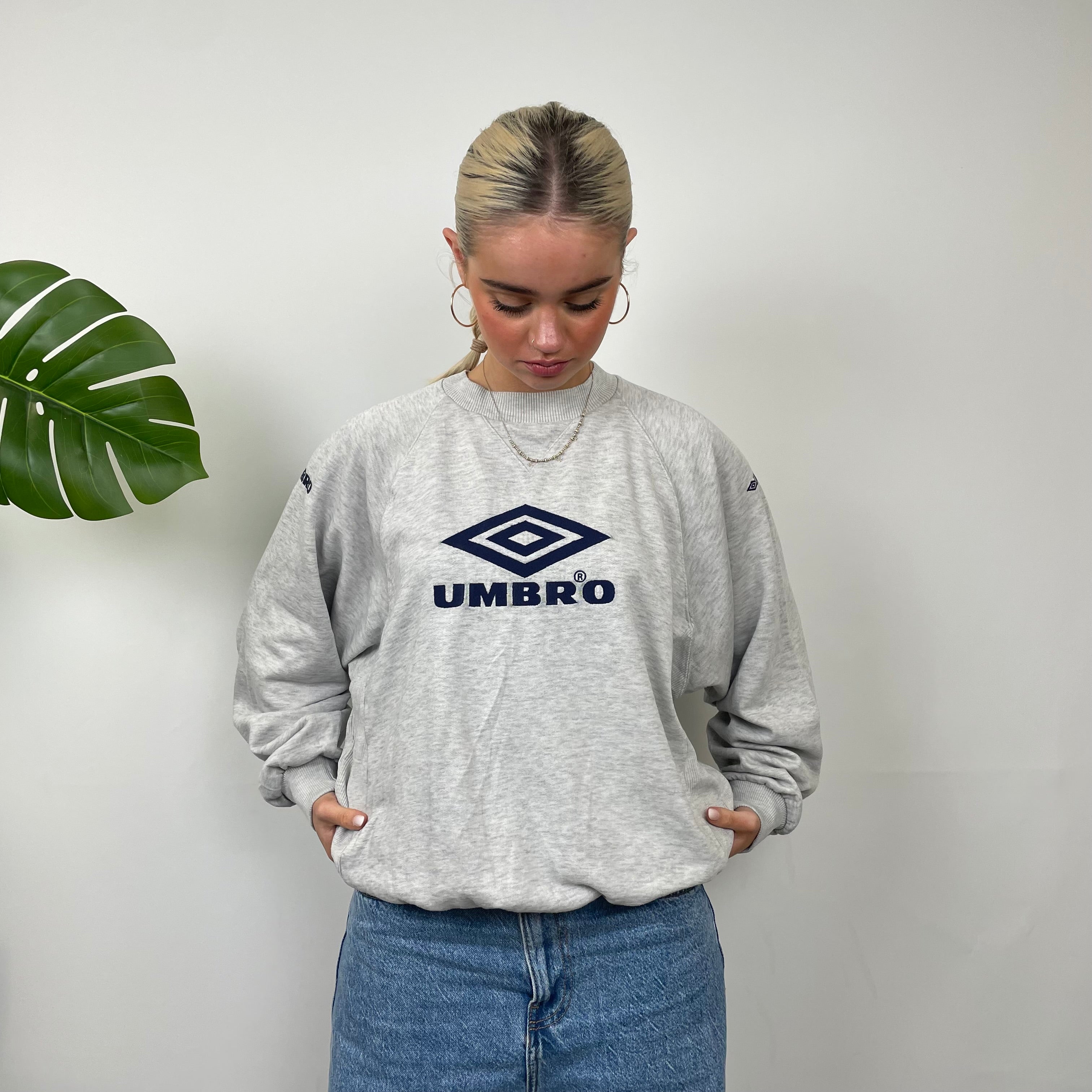 Umbro Grey Embroidered Spell Out Sweatshirt (M)