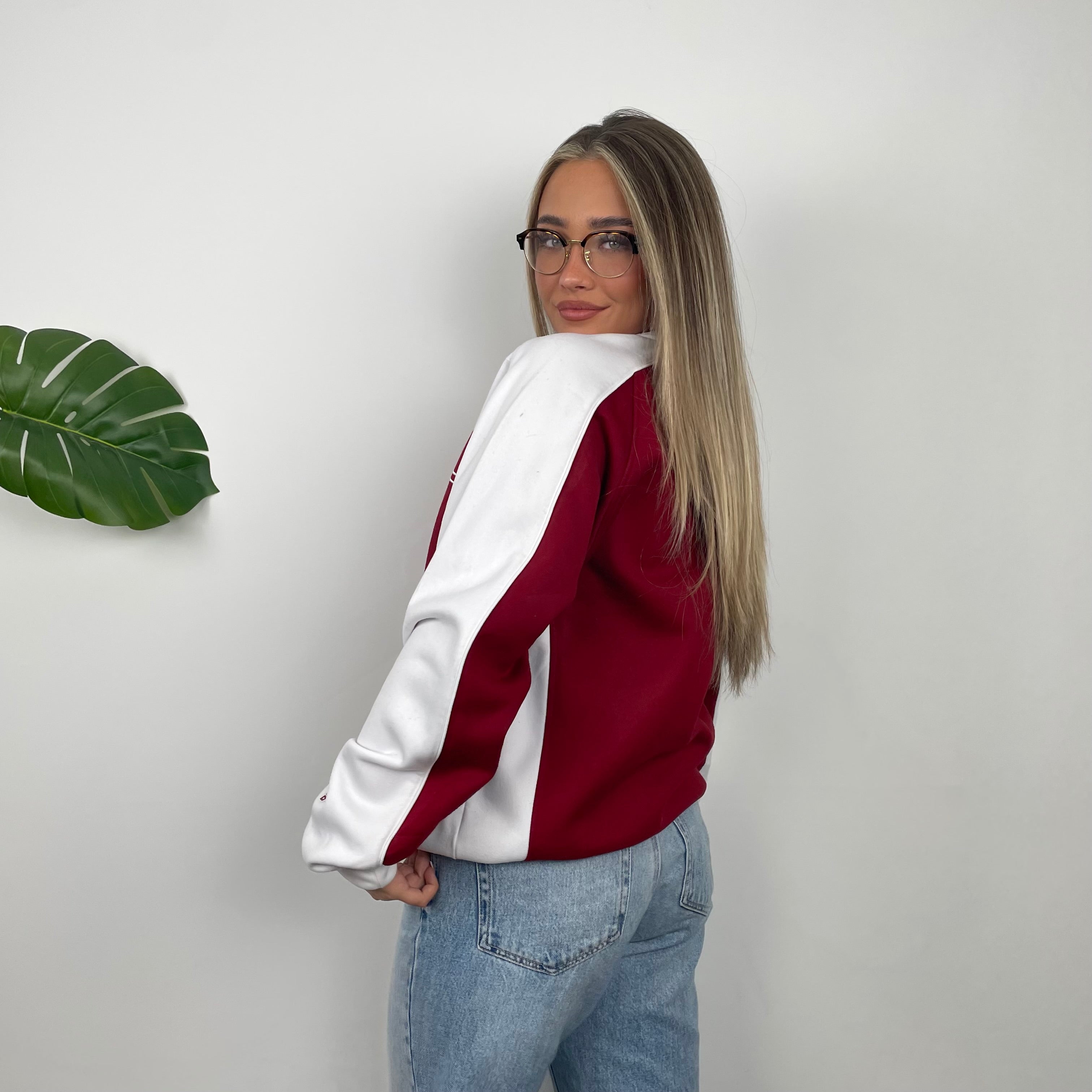 Umbro Red Embroidered Spell Out Sweatshirt (M)