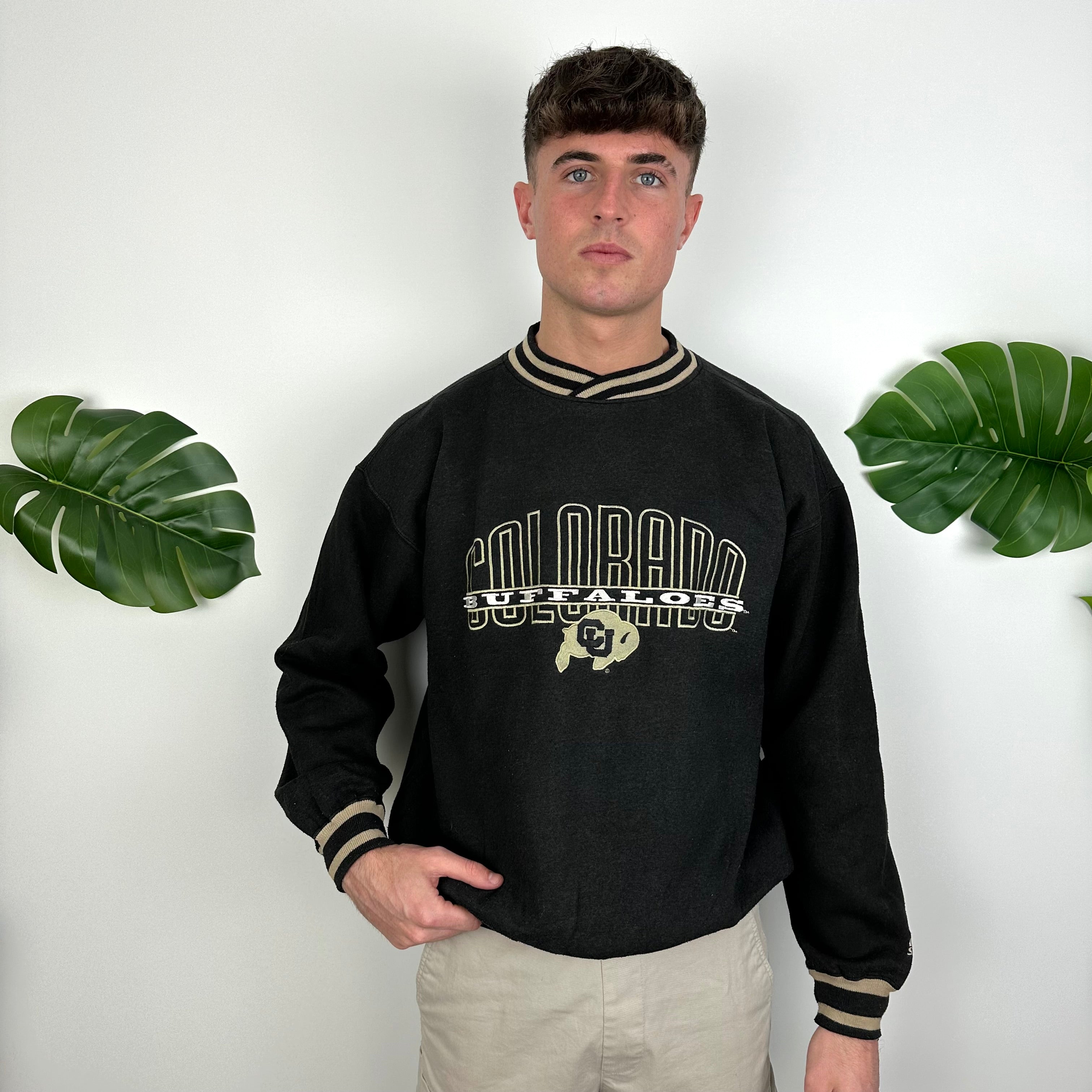 Colorado Buffaloes USA College Black Embroidered Spell Out Sweatshirt (M)