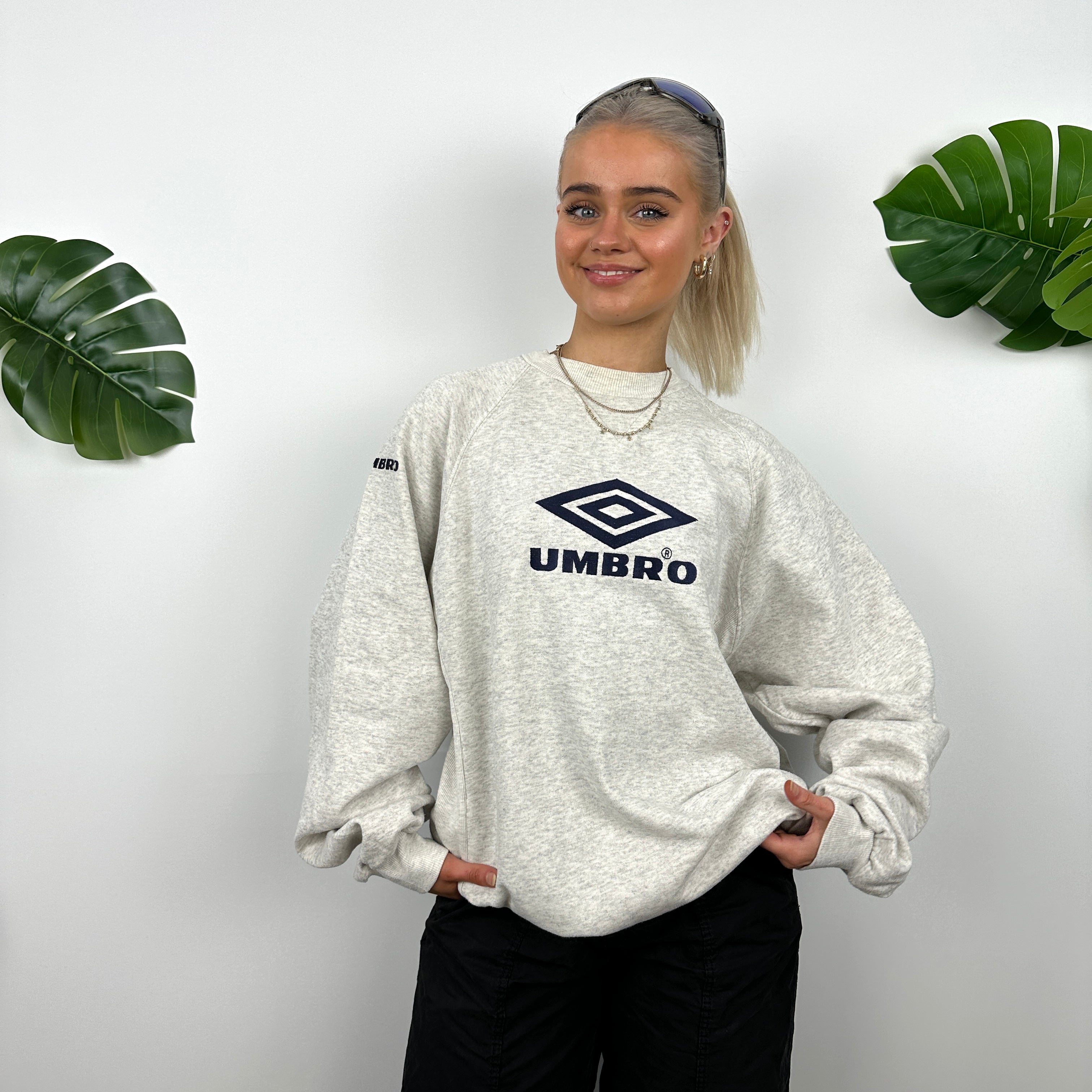 Umbro Grey Embroidered Spell Out Sweatshirt (L)