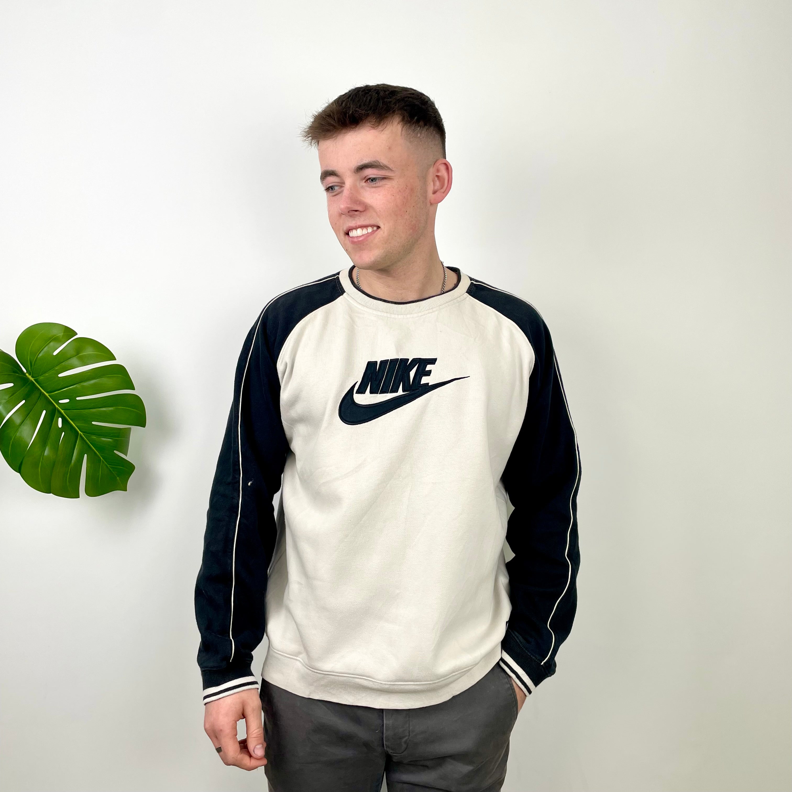Nike RARE White Embroidered Spell Out Sweatshirt (L)