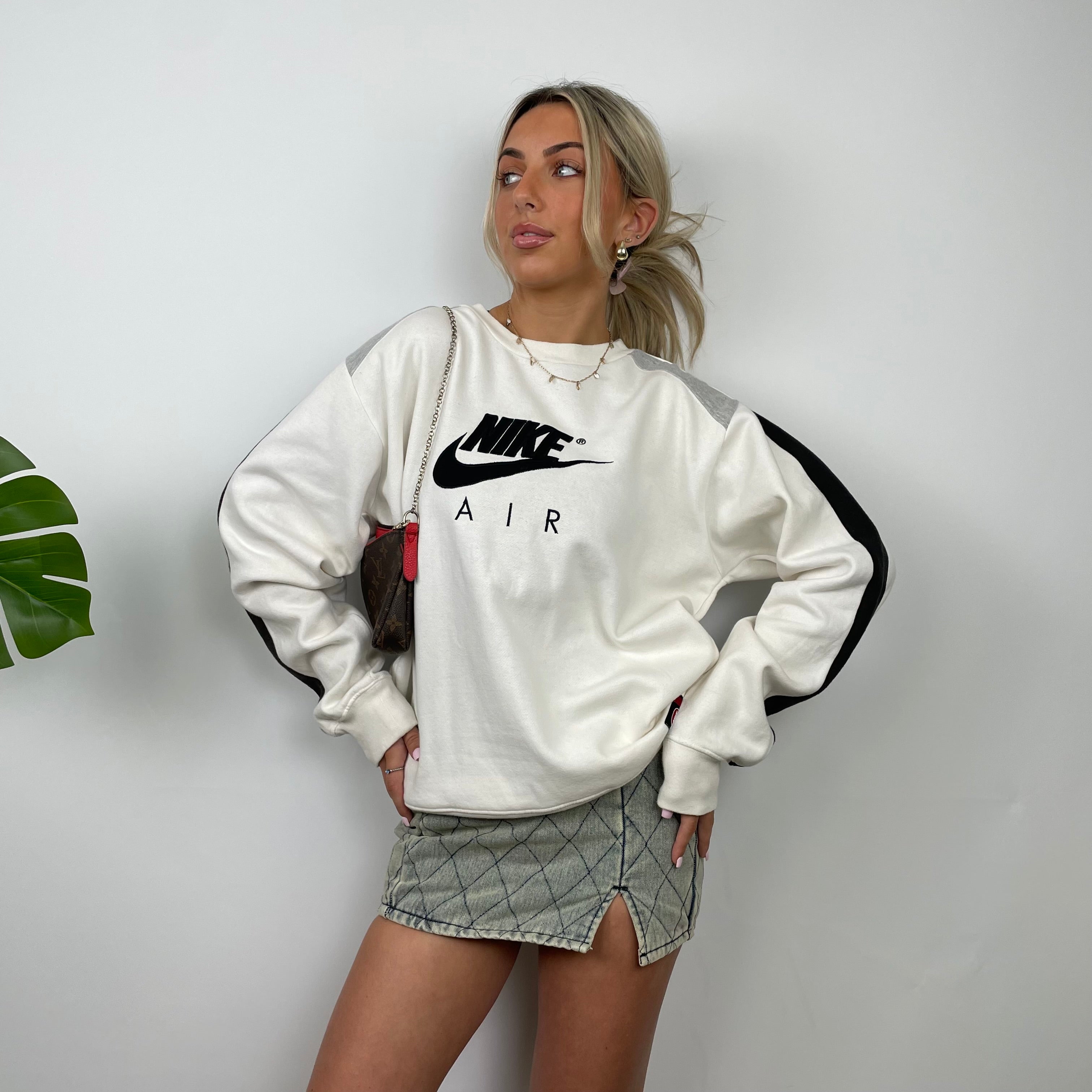 Nike Air RARE White Embroidered Spell Out Sweatshirt (M)