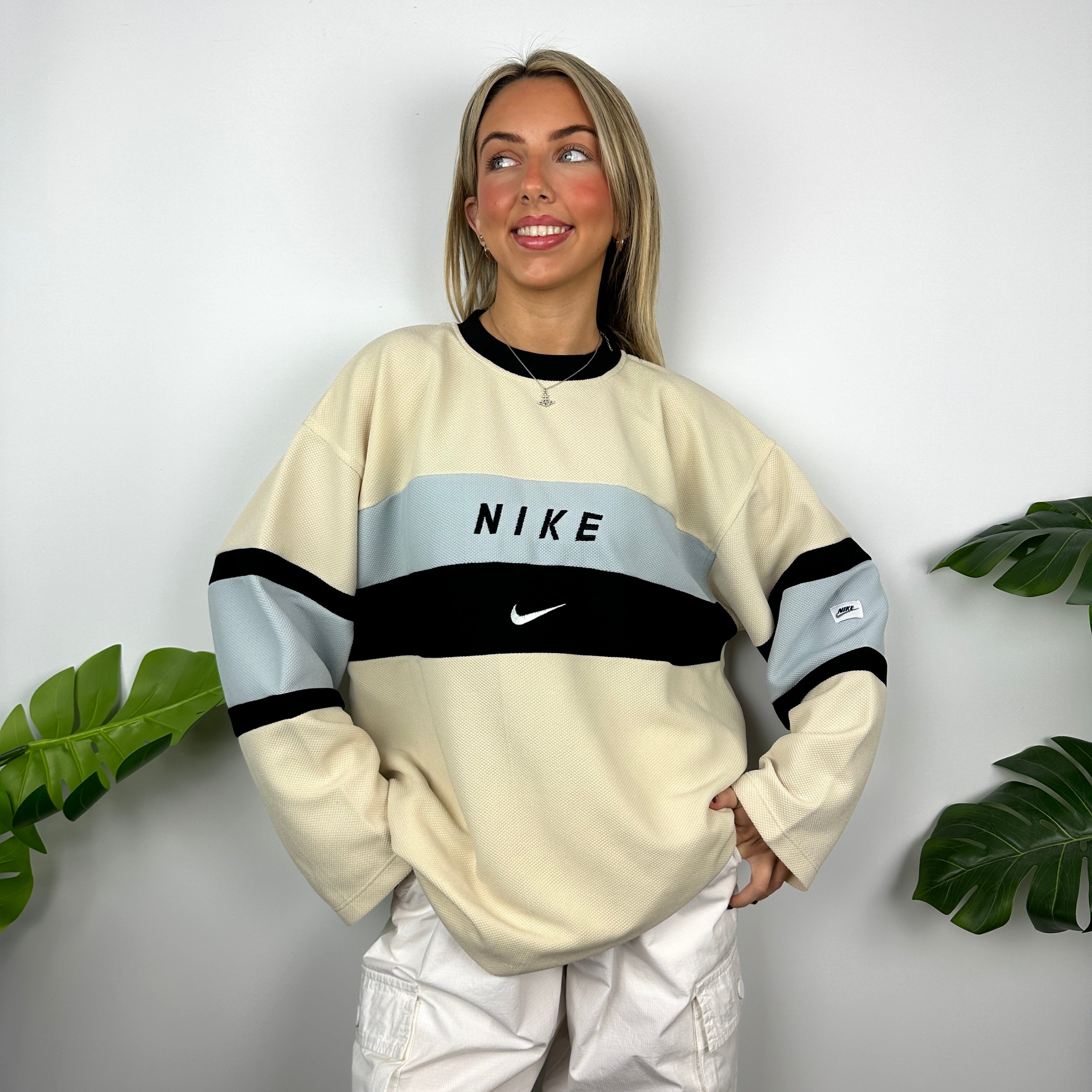 Nike Cream Embroidered Spell Out Sweatshirt (XXL)