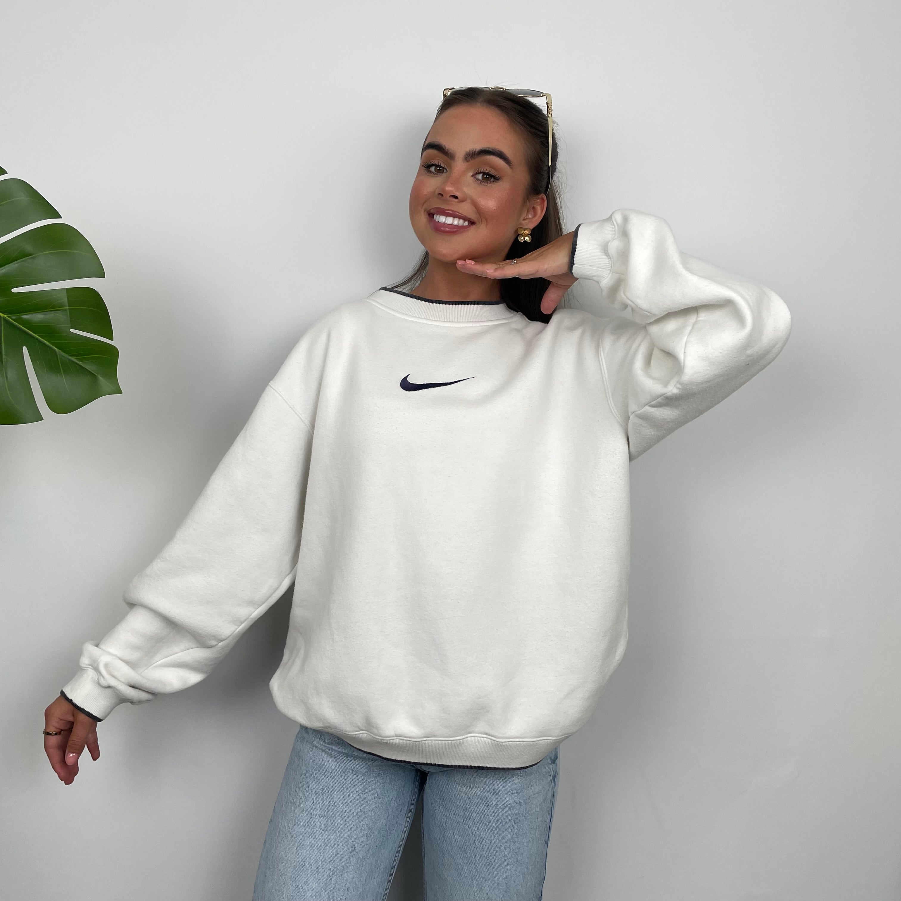 Nike White Embroidered Centre Swoosh Sweatshirt (S)