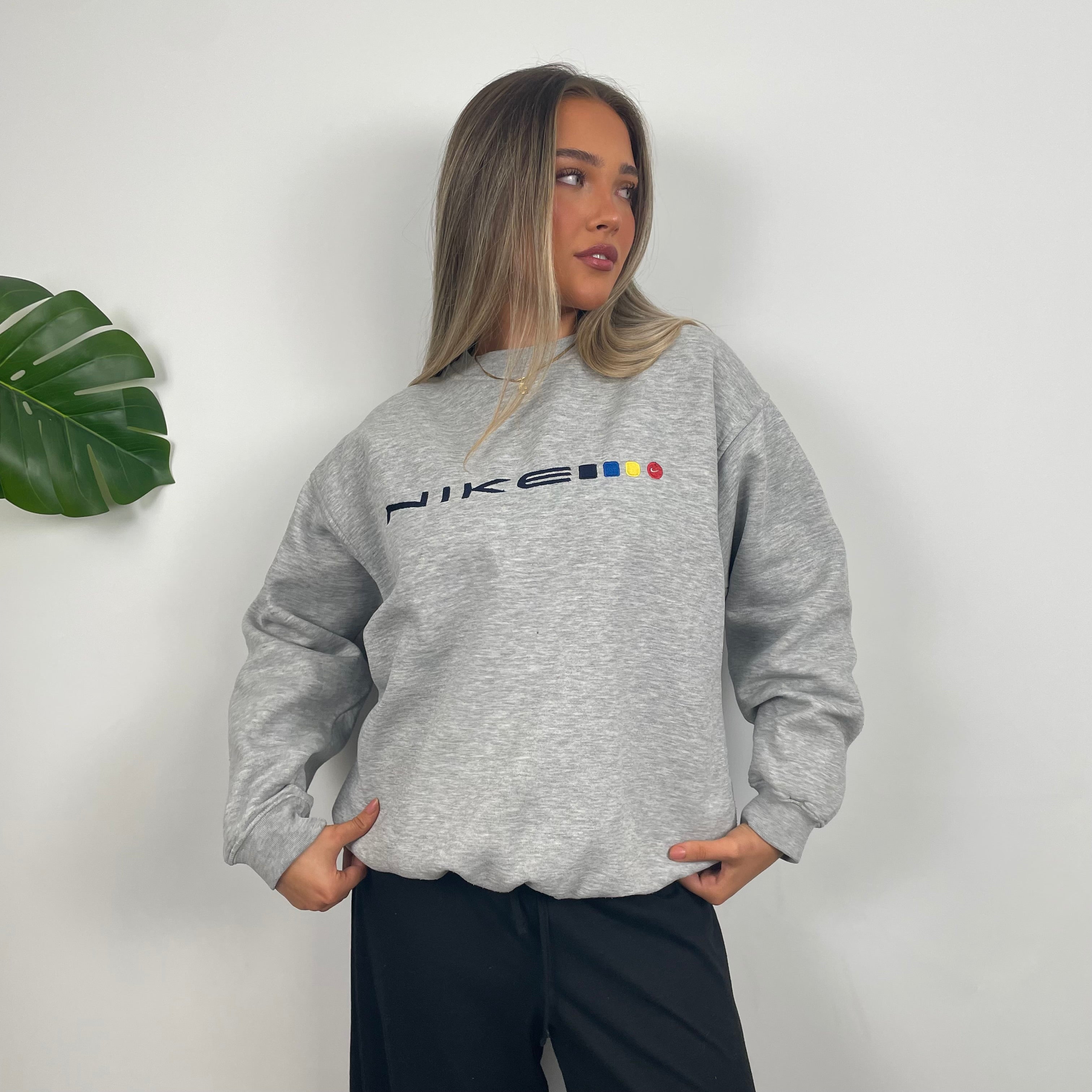 Nike Grey Embroidered Spell Out Sweatshirt (M)