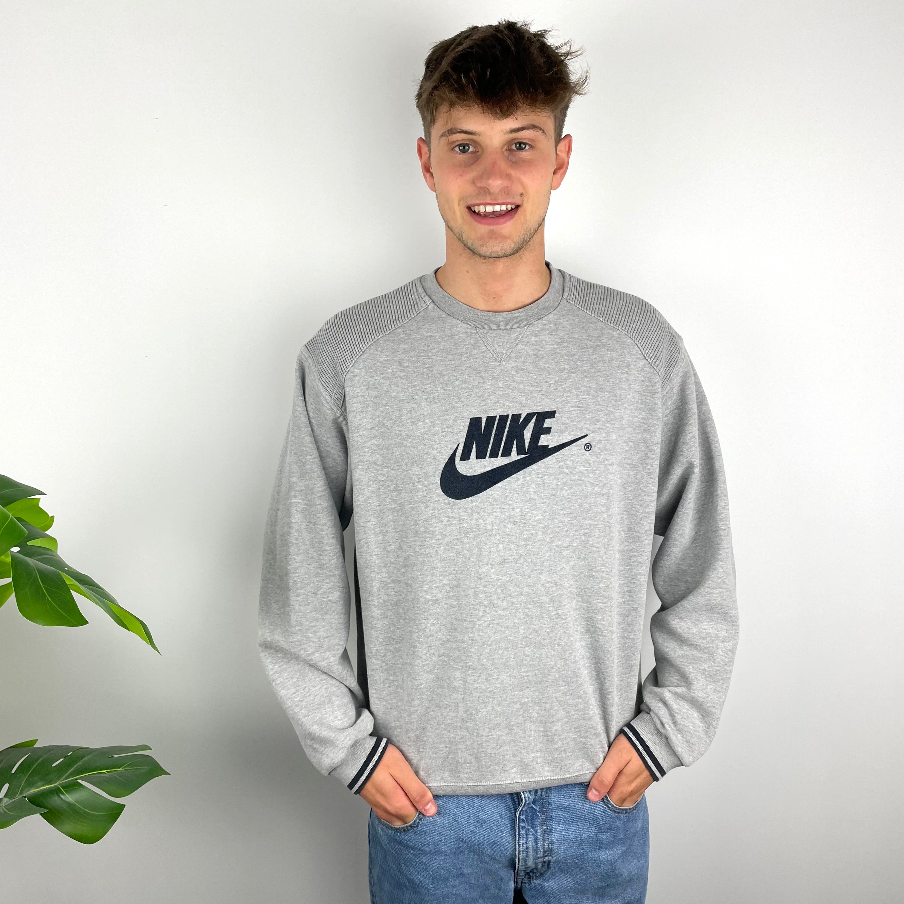 Nike RARE Grey Spell Out Sweatshirt (M)