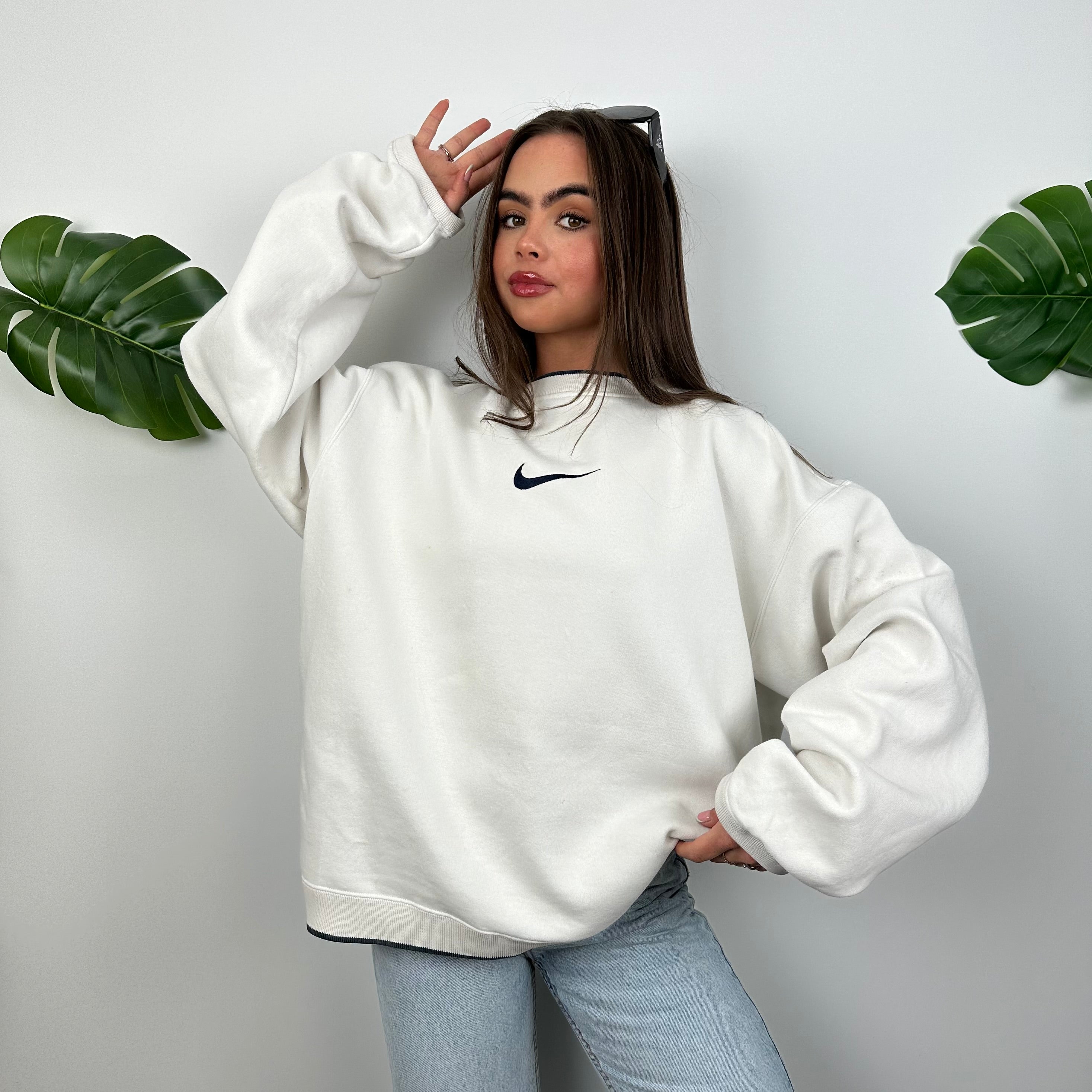 Nike RARE White Embroidered Swoosh Sweatshirt (L)