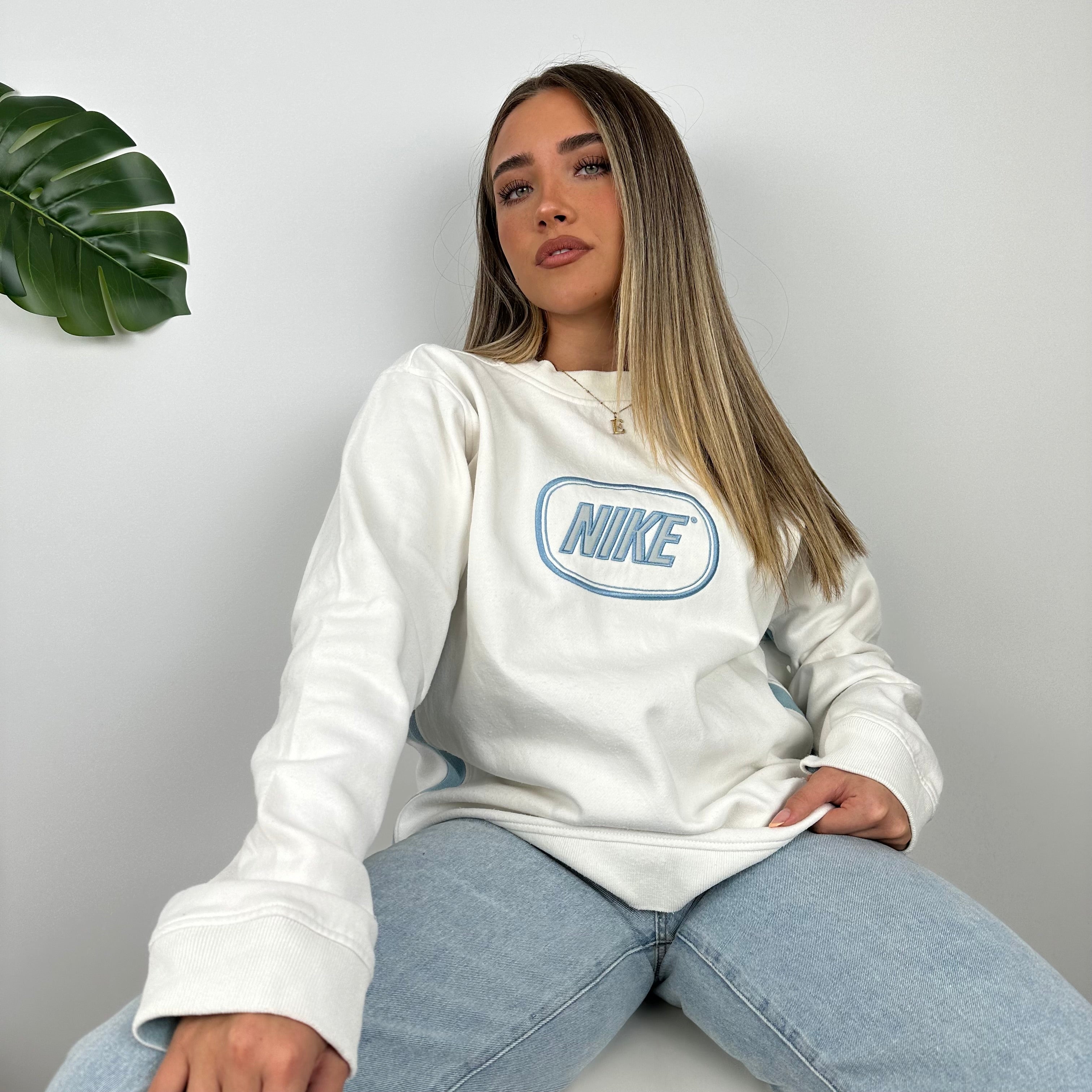 Nike White Embroidered Spell Out Sweatshirt (S)