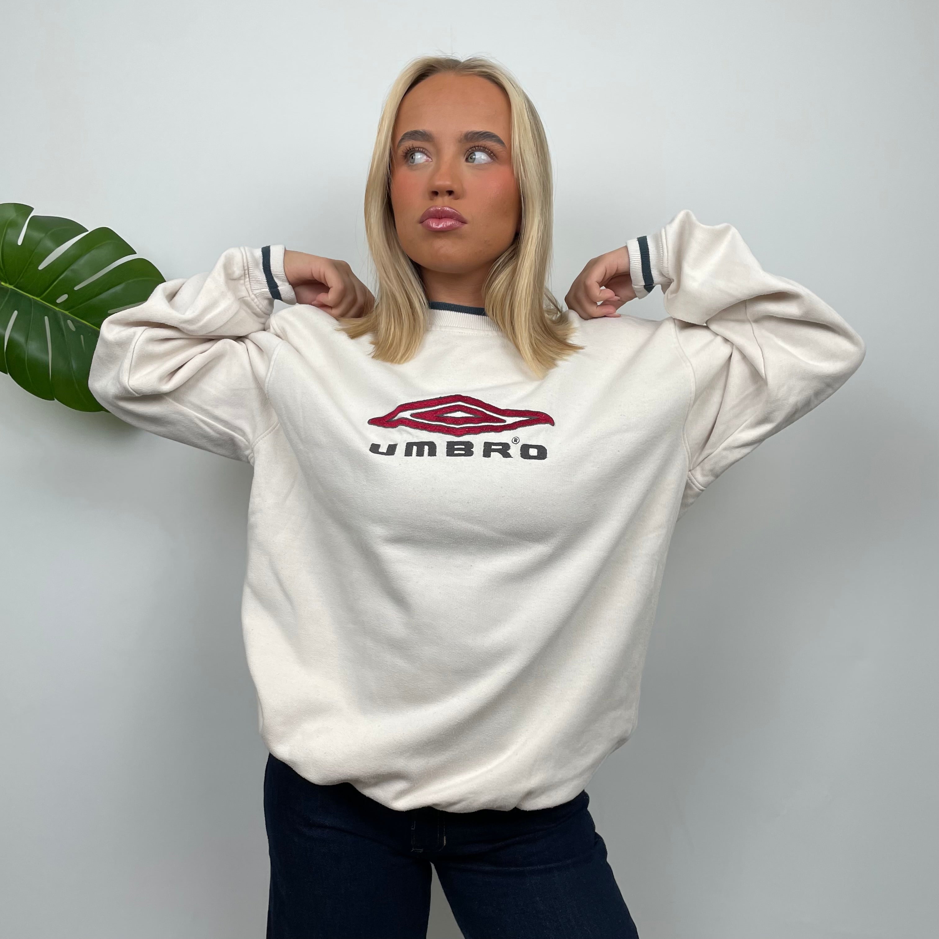 Umbro RARE Cream Embroidered Spell Out Sweatshirt (L)