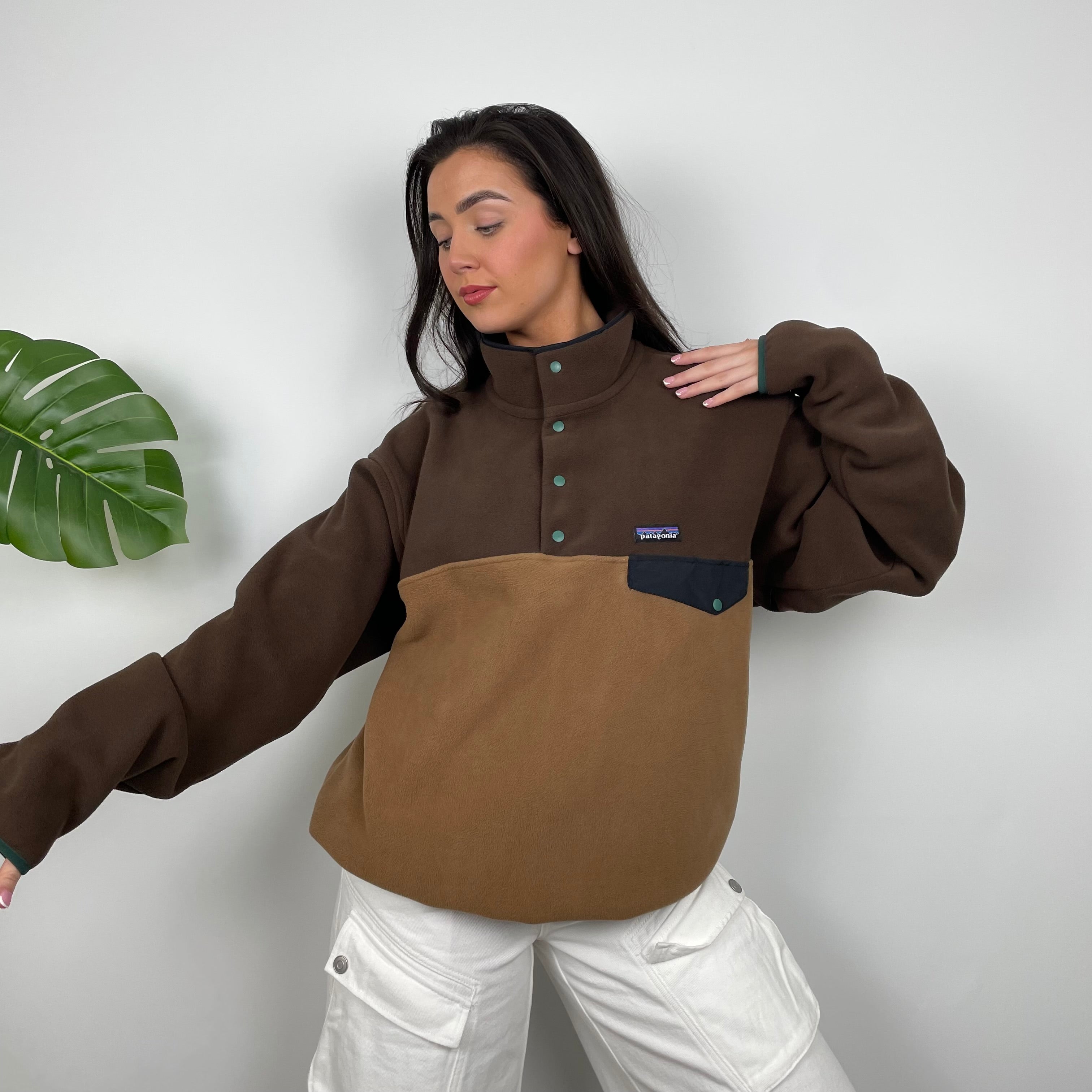 Patagonia Brown Embroidered Spell Out Teddy Bear Fleece Sweatshirt (L)