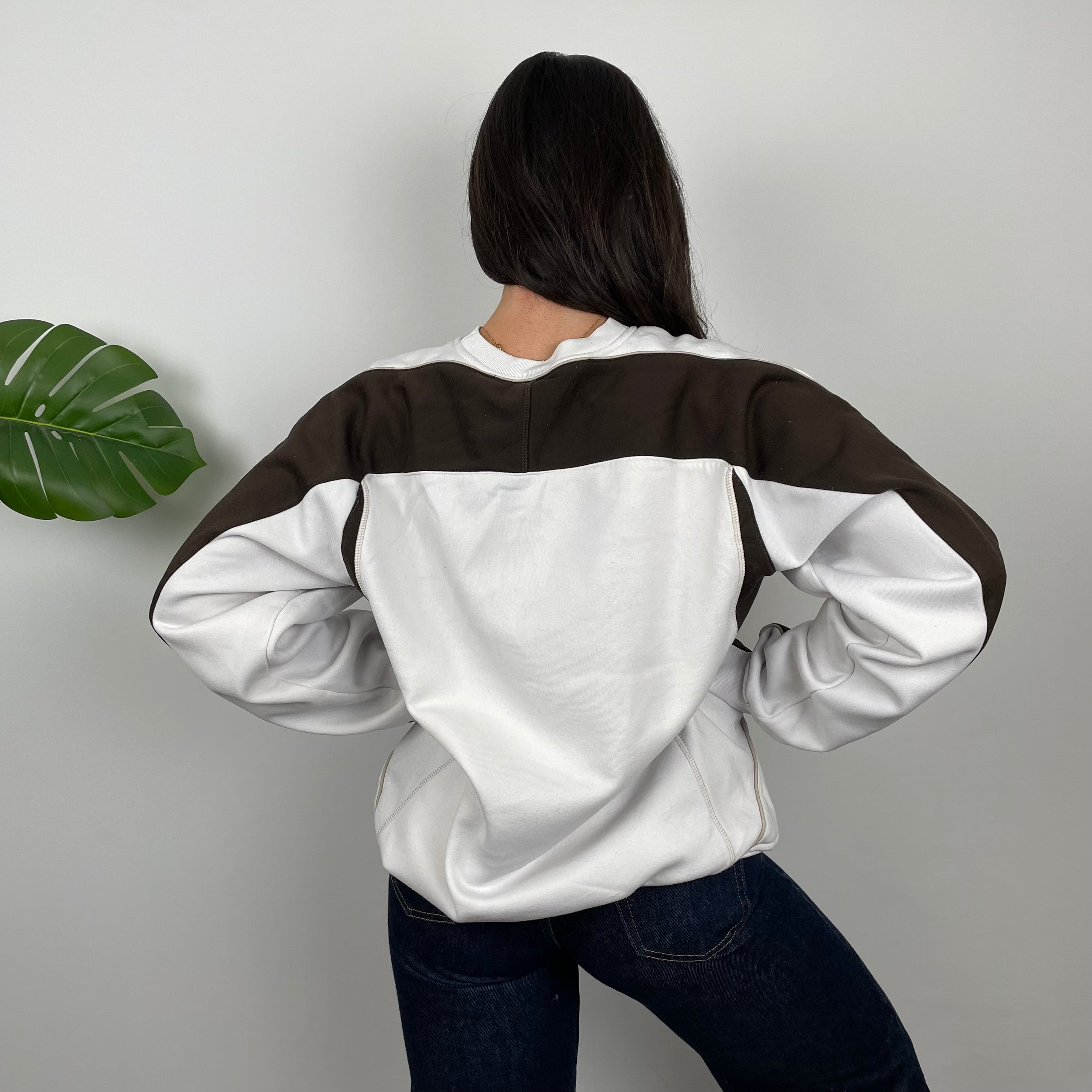 Umbro White Embroidered Spell Out Sweatshirt (L)
