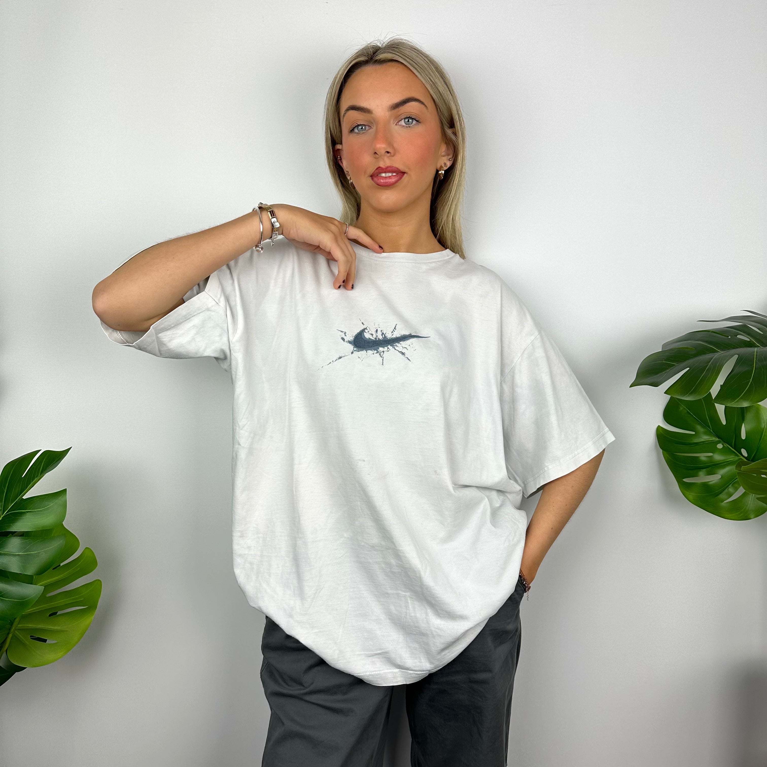 Nike White Swoosh T Shirt (XL)