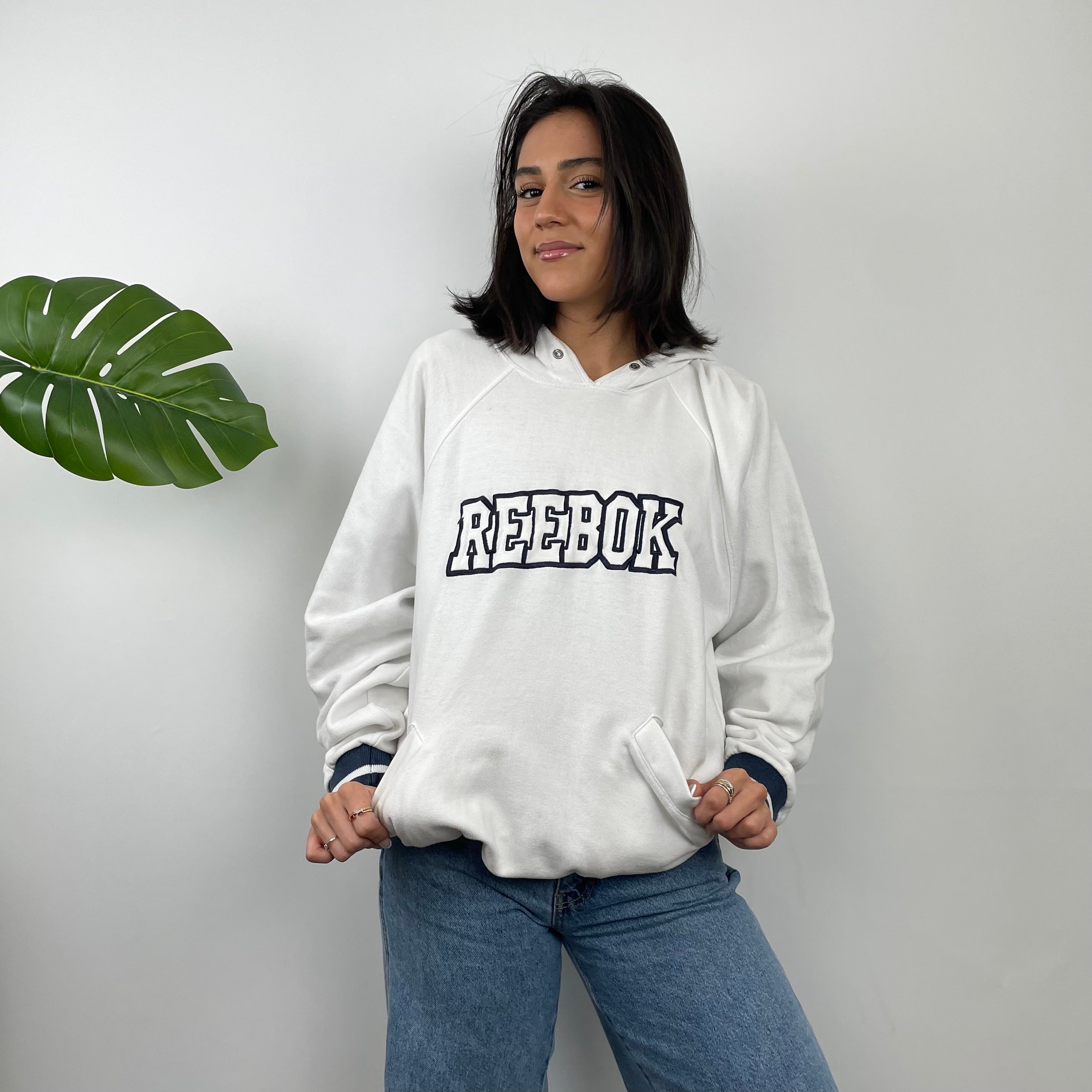 Reebok White Embroidered Spell Out Hoodie (M)