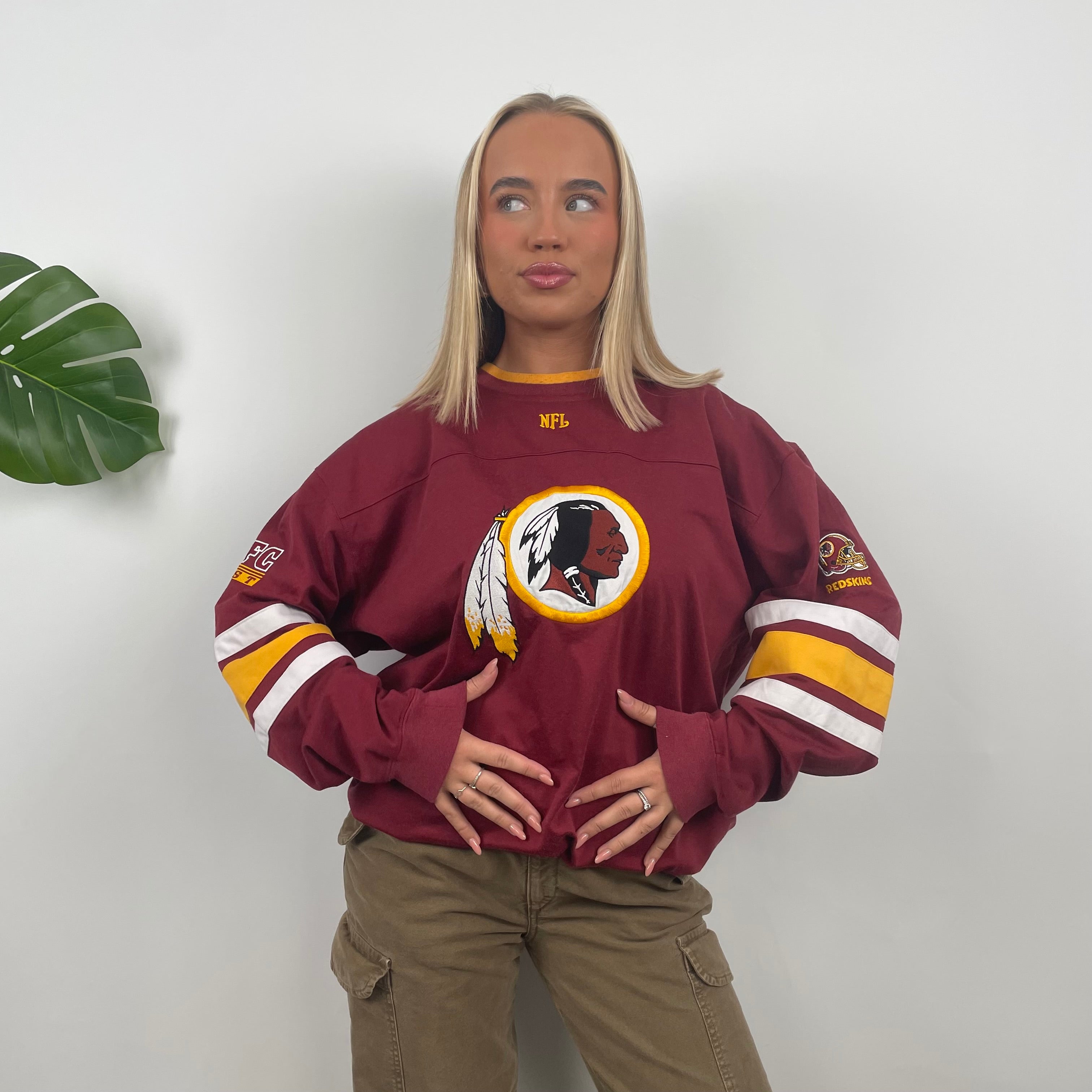 NFL Washington Redskins Red Embroidered Spell Out Sweatshirt (XL)