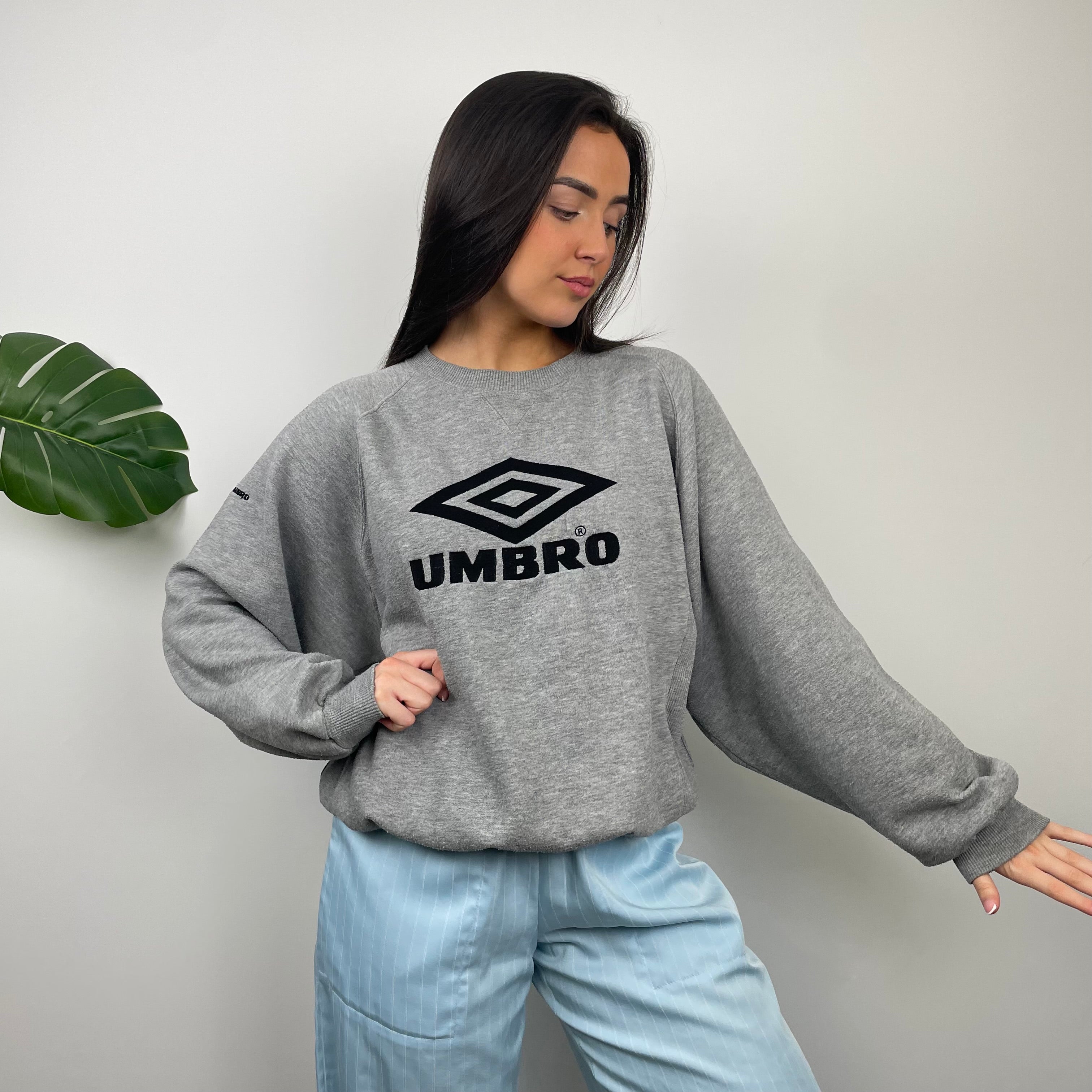 Umbro Grey Embroidered Spell Out Sweatshirt (M)