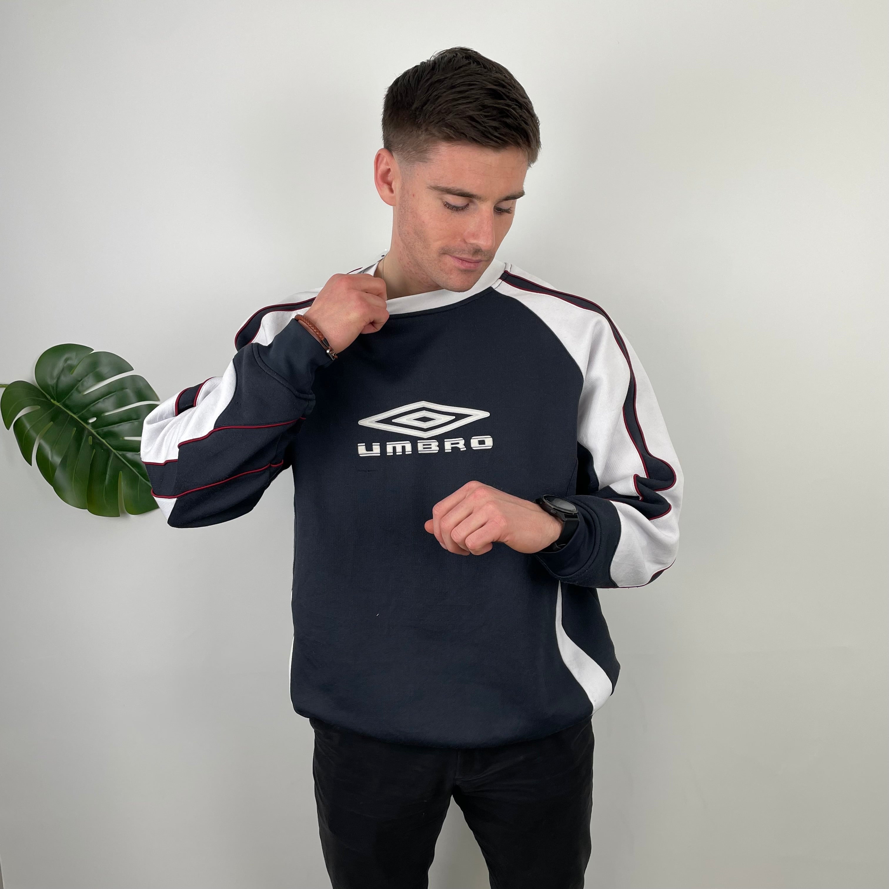 Umbro Navy Embroidered Spell Out Sweatshirt (L)
