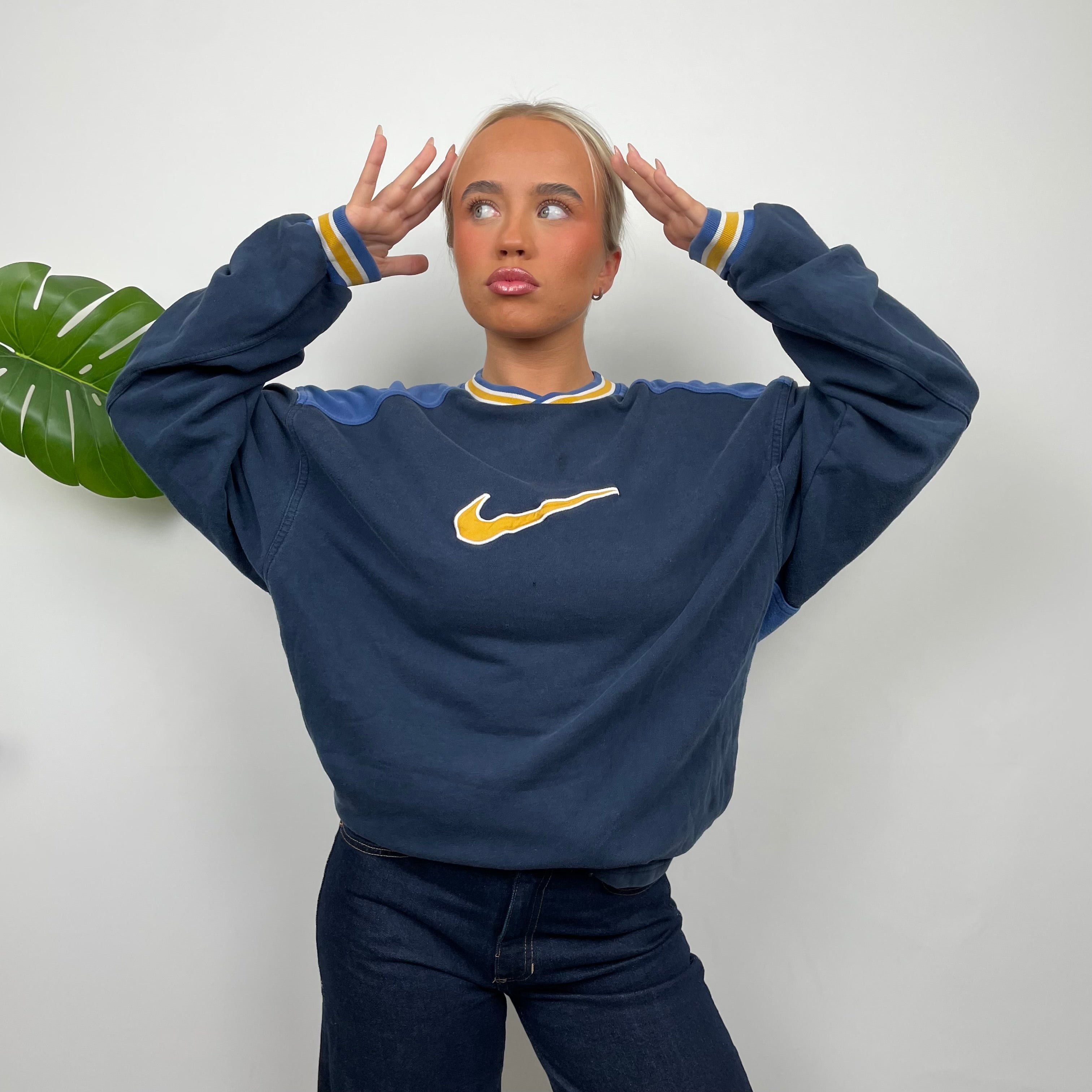 Nike Navy Embroidered Centre Swoosh Sweatshirt (L)