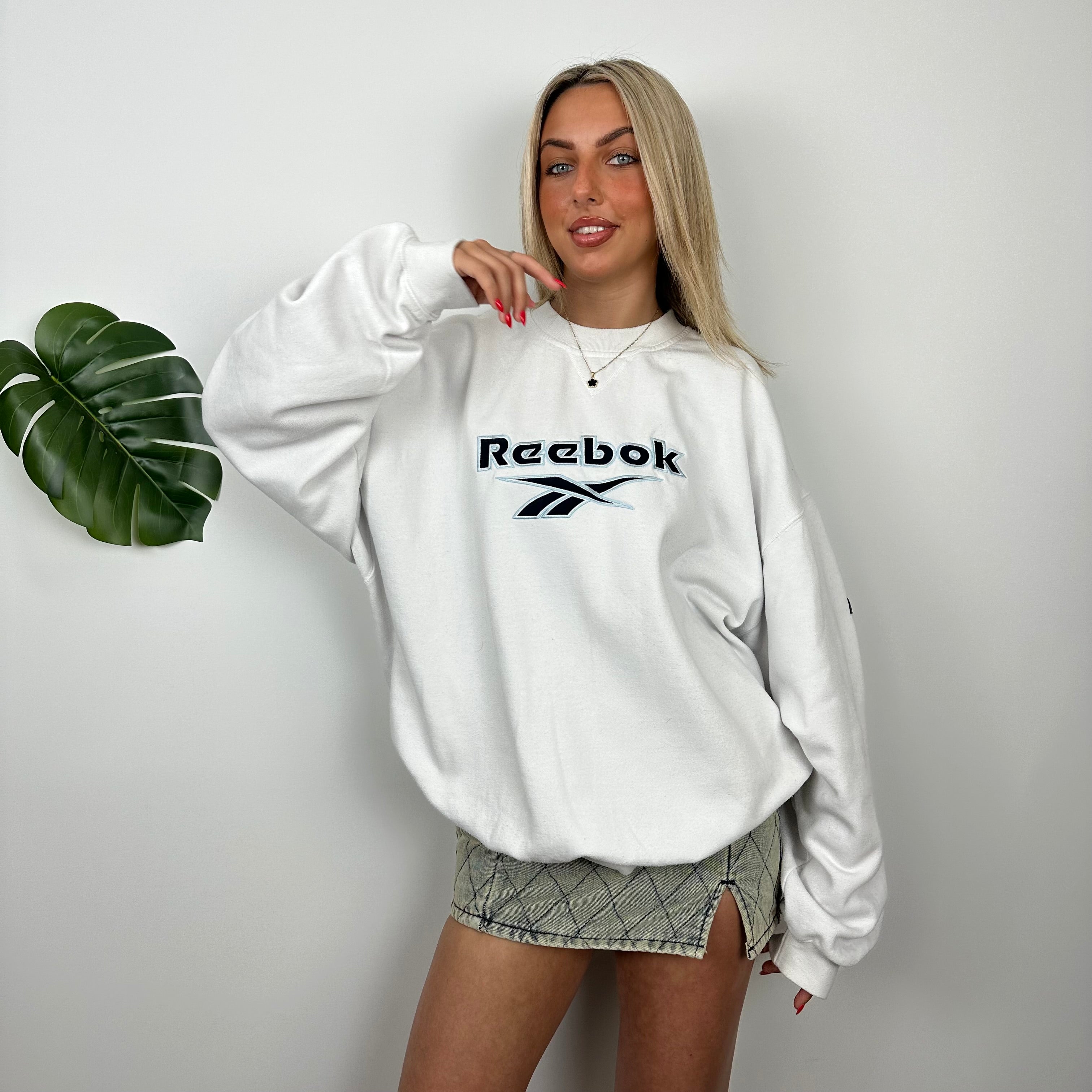 Reebok White Embroidered Spell Out Sweatshirt (L)