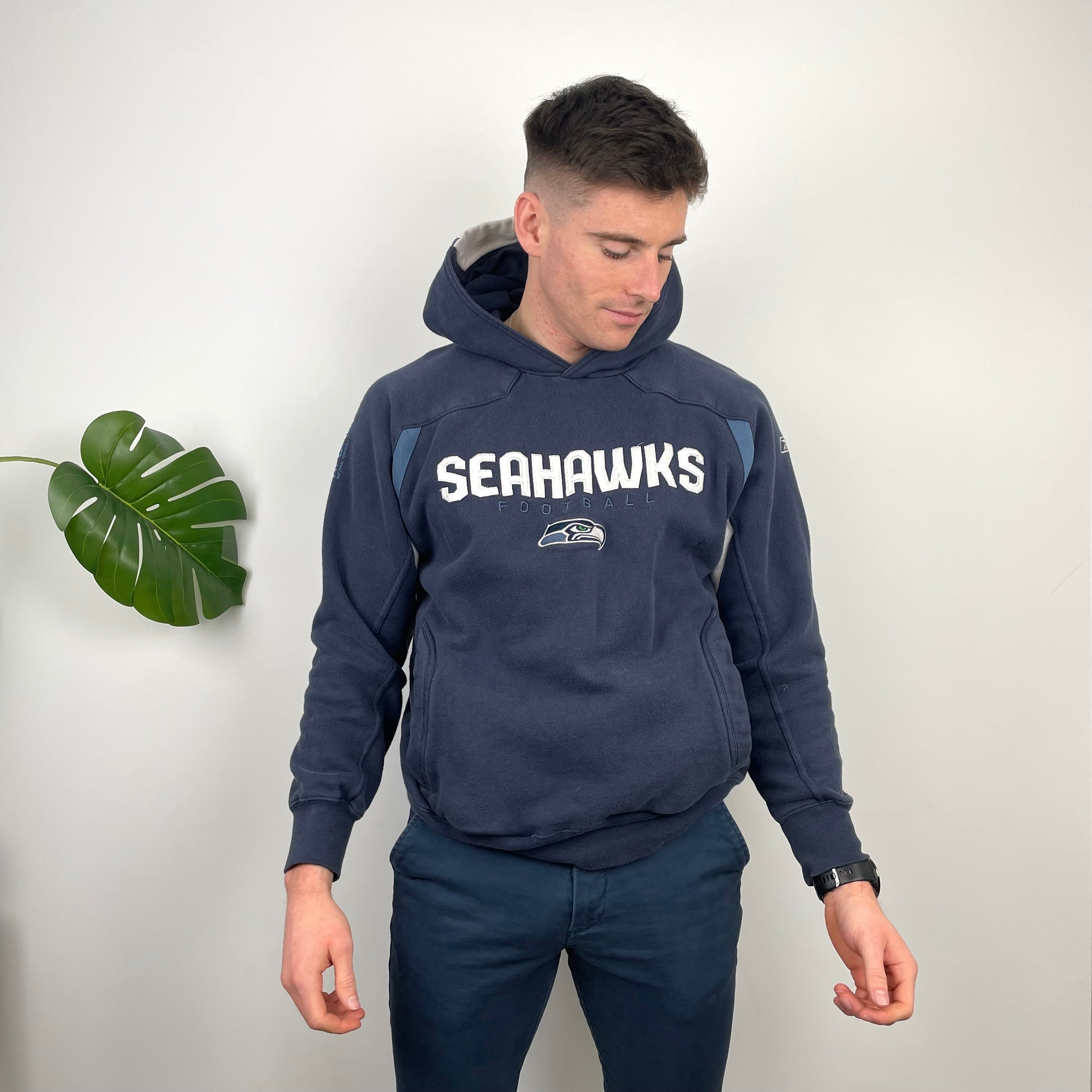 NFL Seattle Seahawks Navy Embroidered Spell Out Sweatshirt (M)