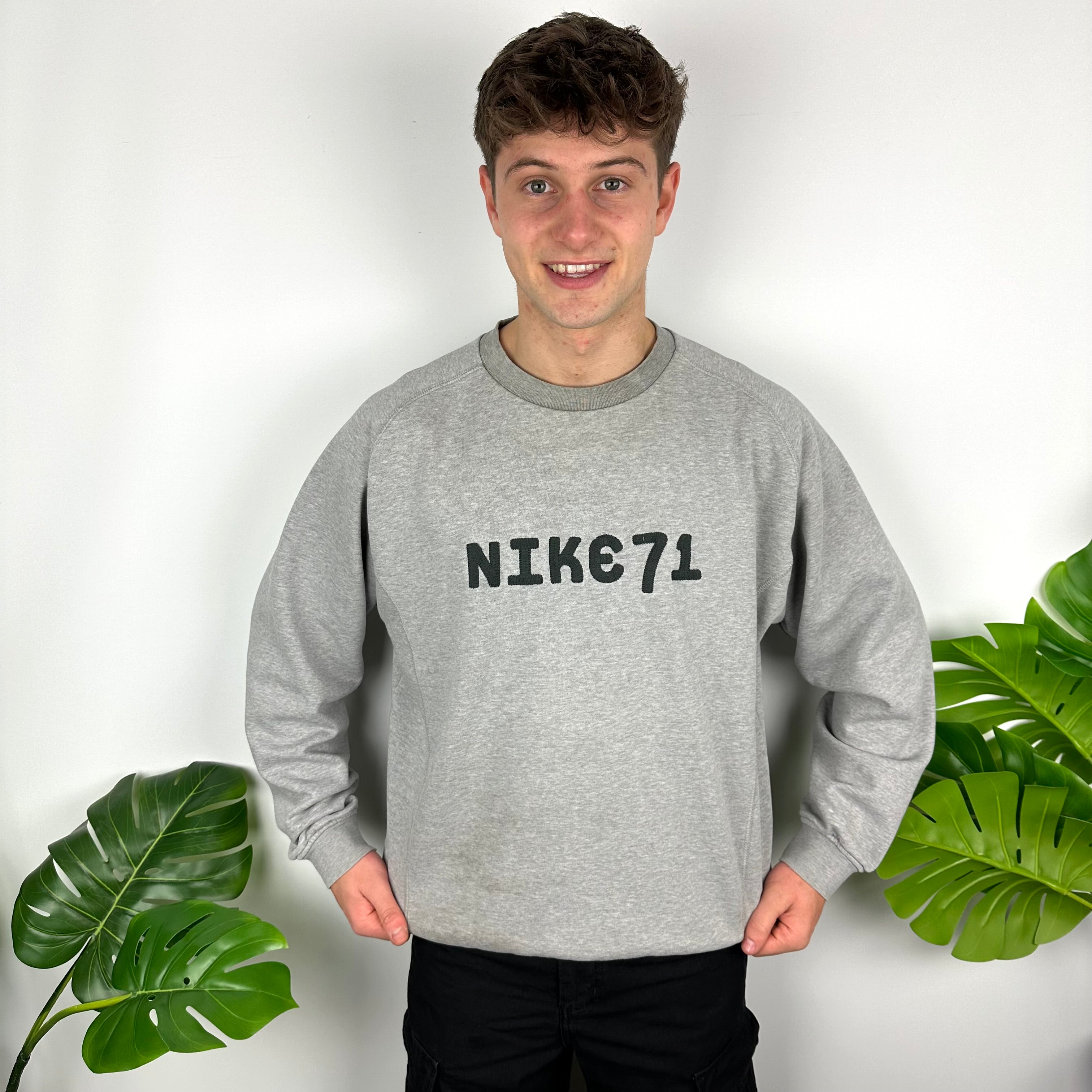 Nike Grey Embroidered Spell Out Sweatshirt (L)