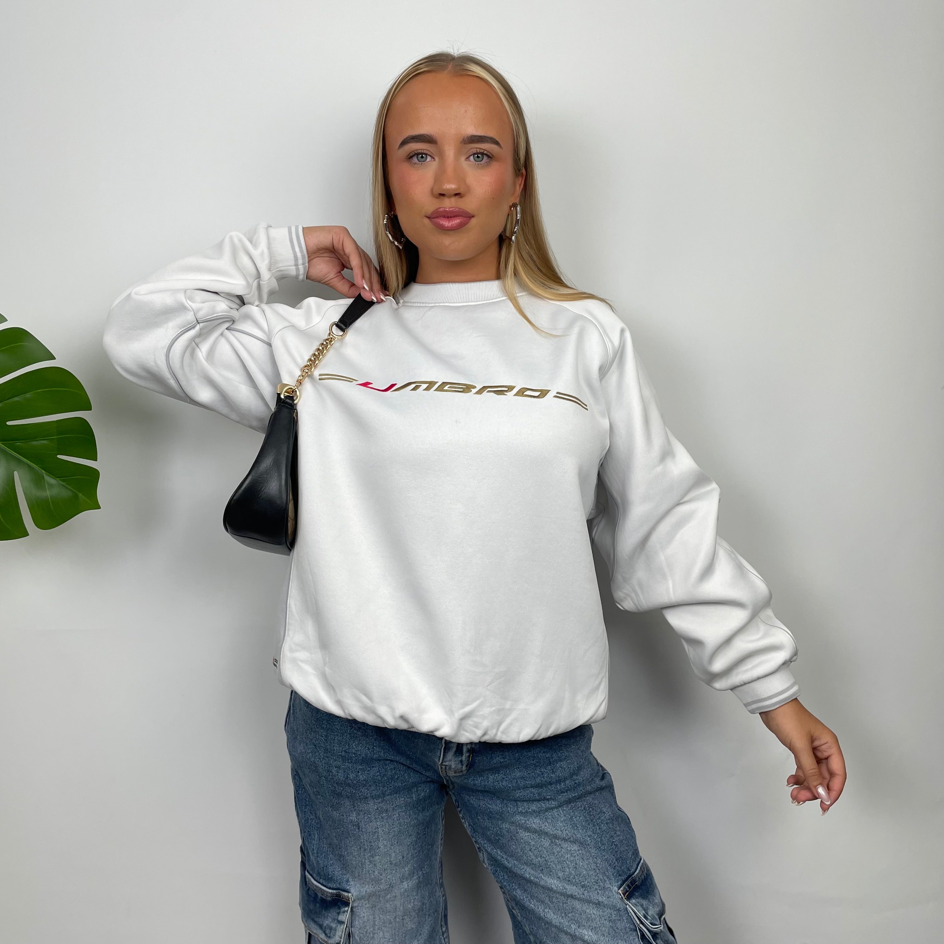 Umbro White Embroidered Spell Out Sweatshirt (L)