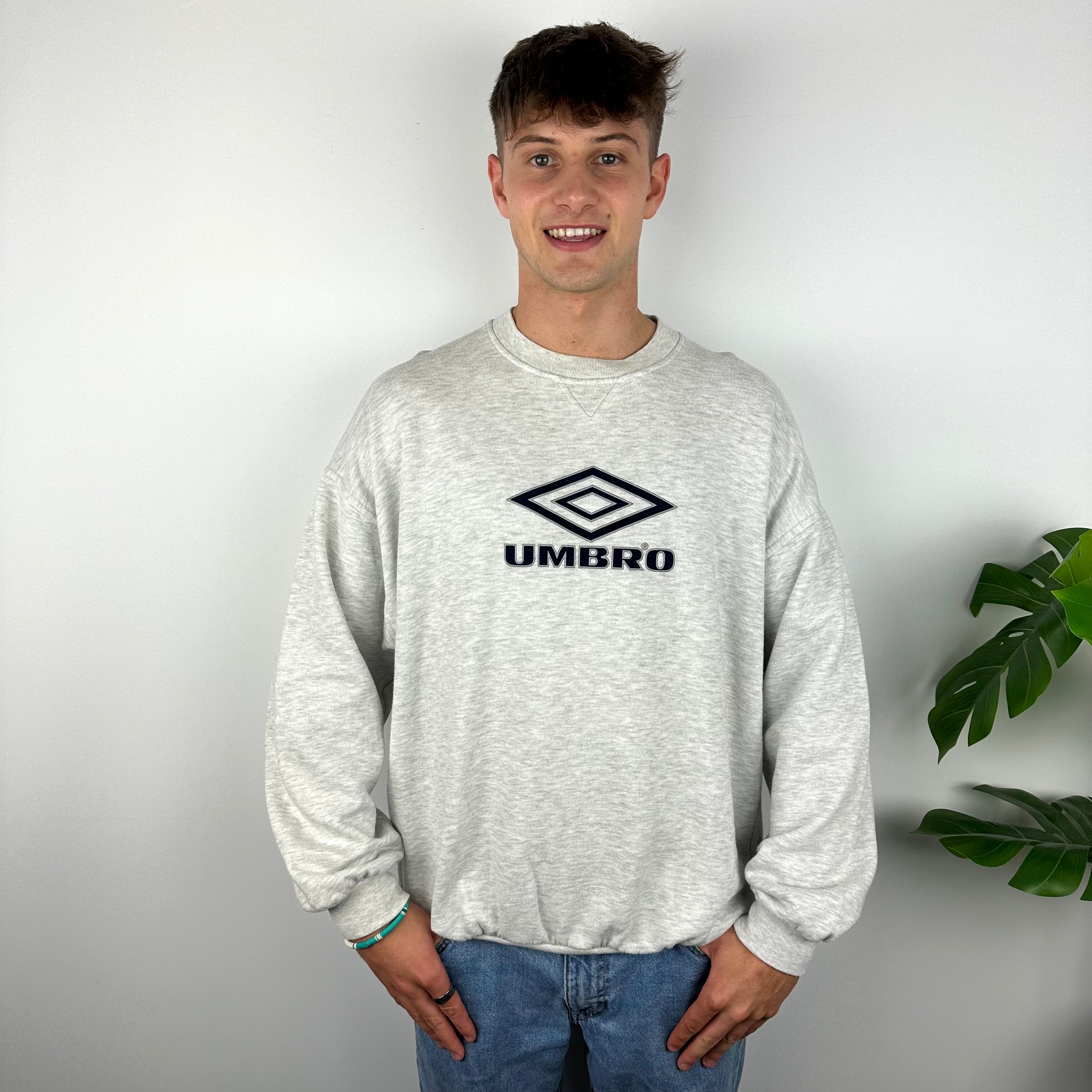 Umbro Grey Embroidered Spell Out Sweatshirt (XL)