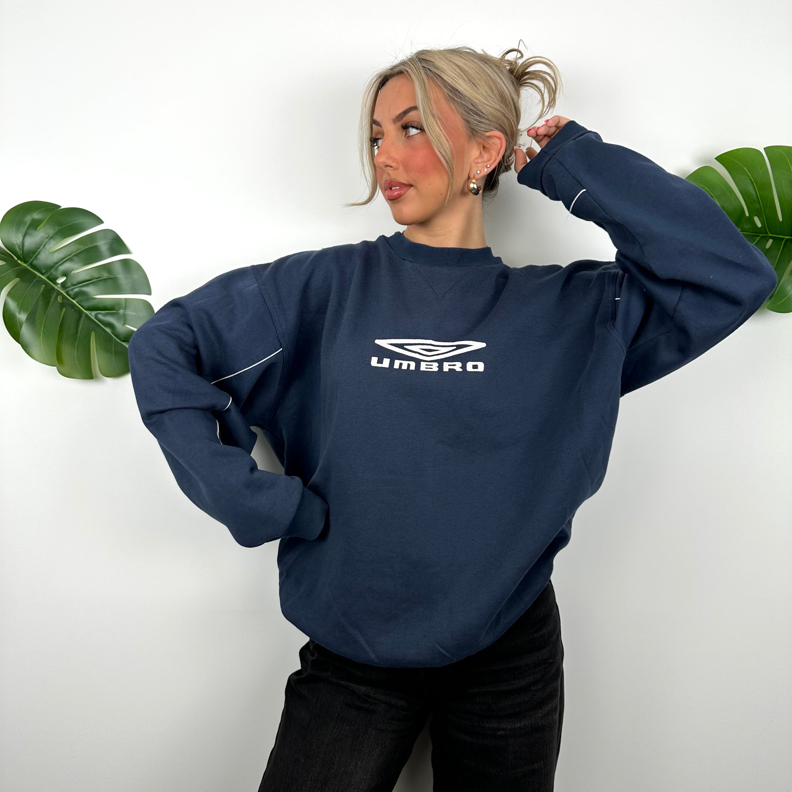 Umbro Navy Embroidered Spell Out Sweatshirt (L)