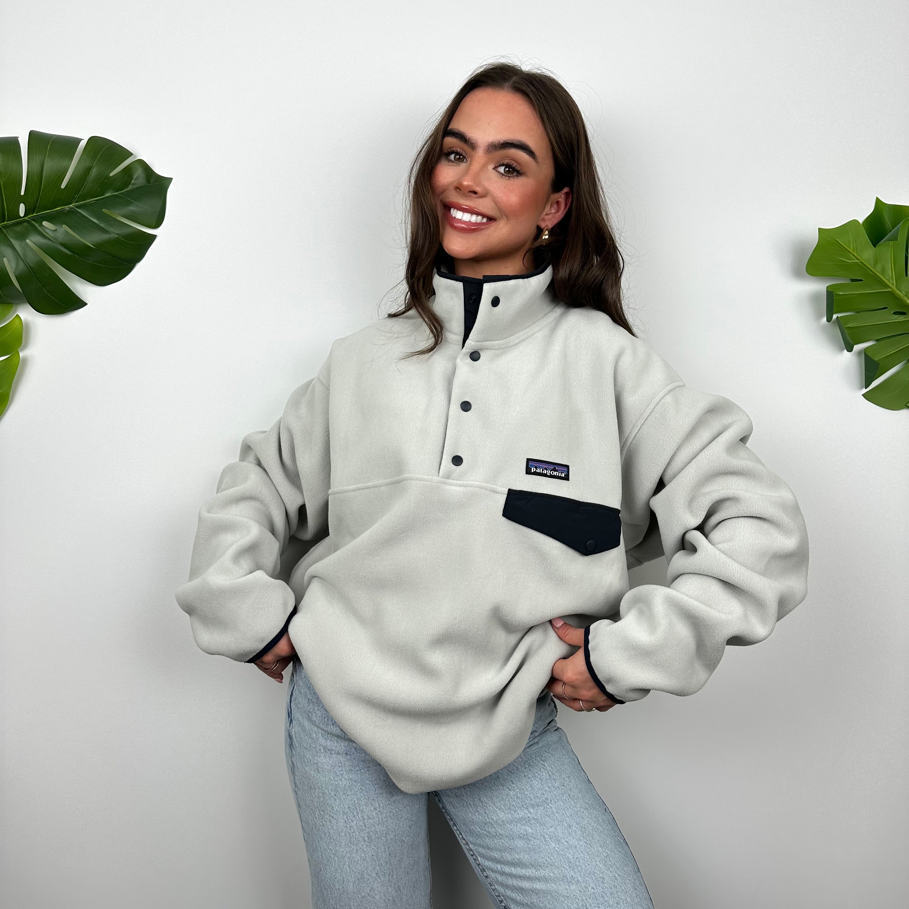 Patagonia Grey Embroidered Spell Out Teddy Bear Fleece Sweatshirt (L)